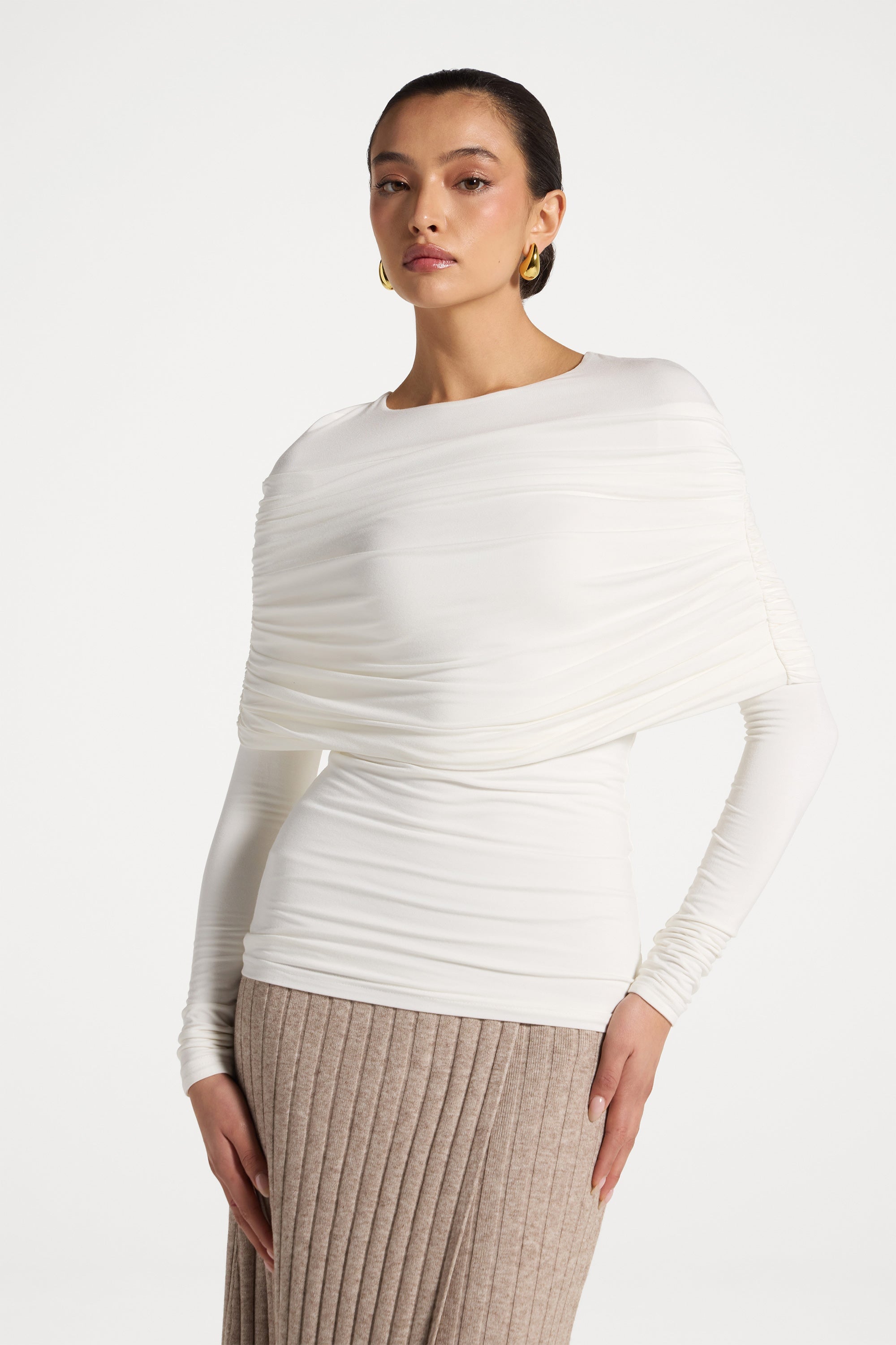 Rouched Shoulder Top - White Abayas Veiled