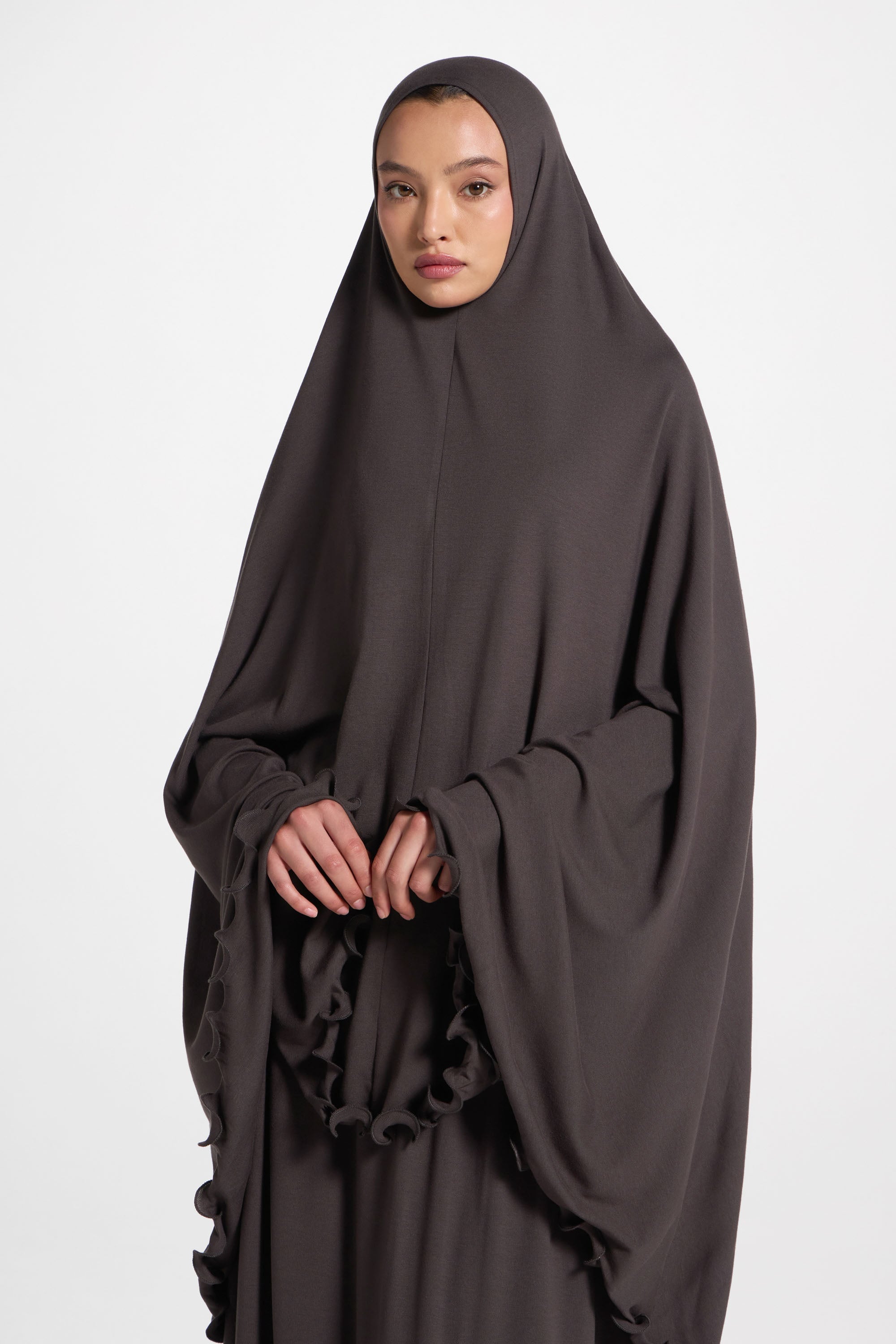 Ruffle Jersey Prayer Set - Iron Sets Veiled
