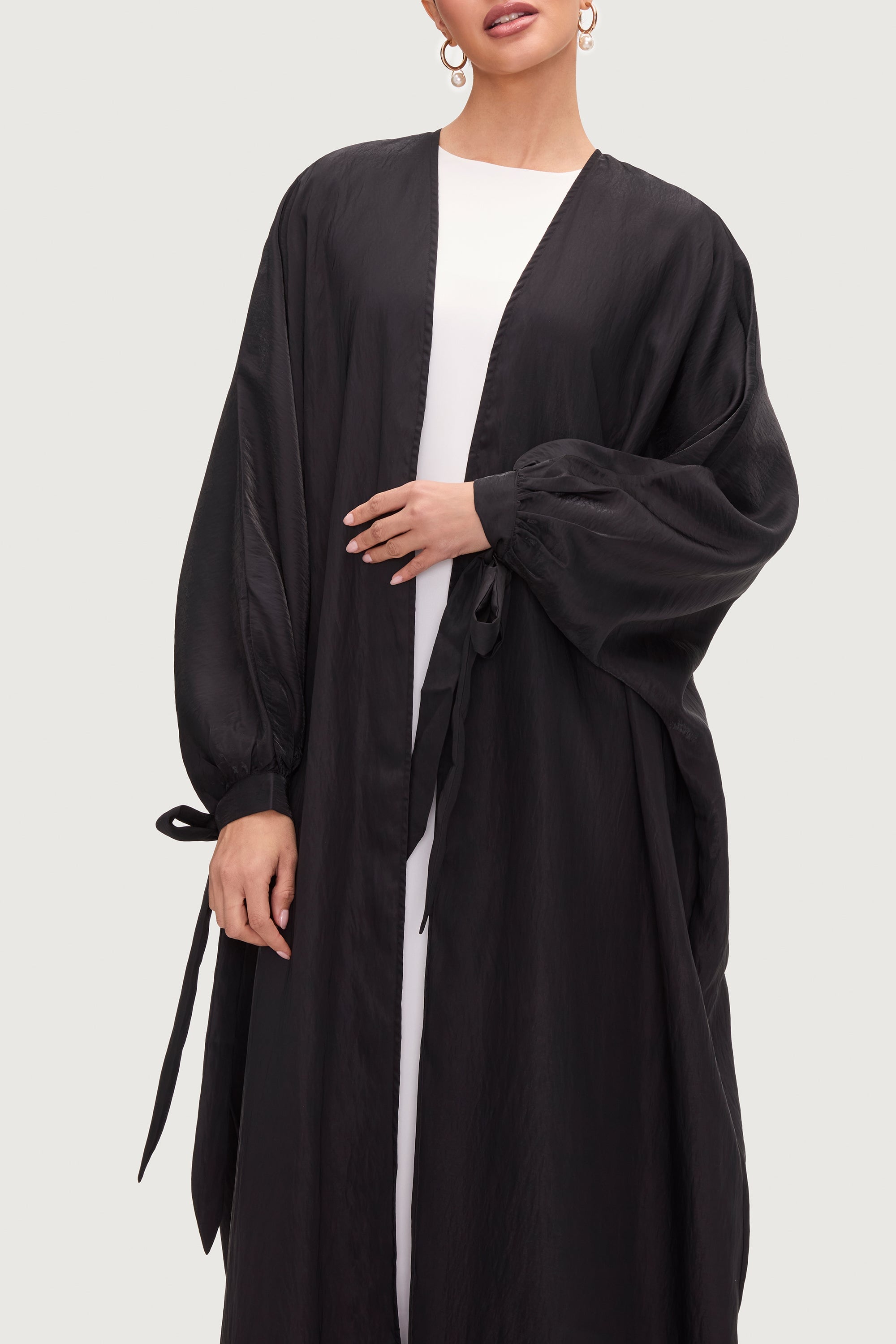 Safiyah Open Abaya - Black Abayas Veiled