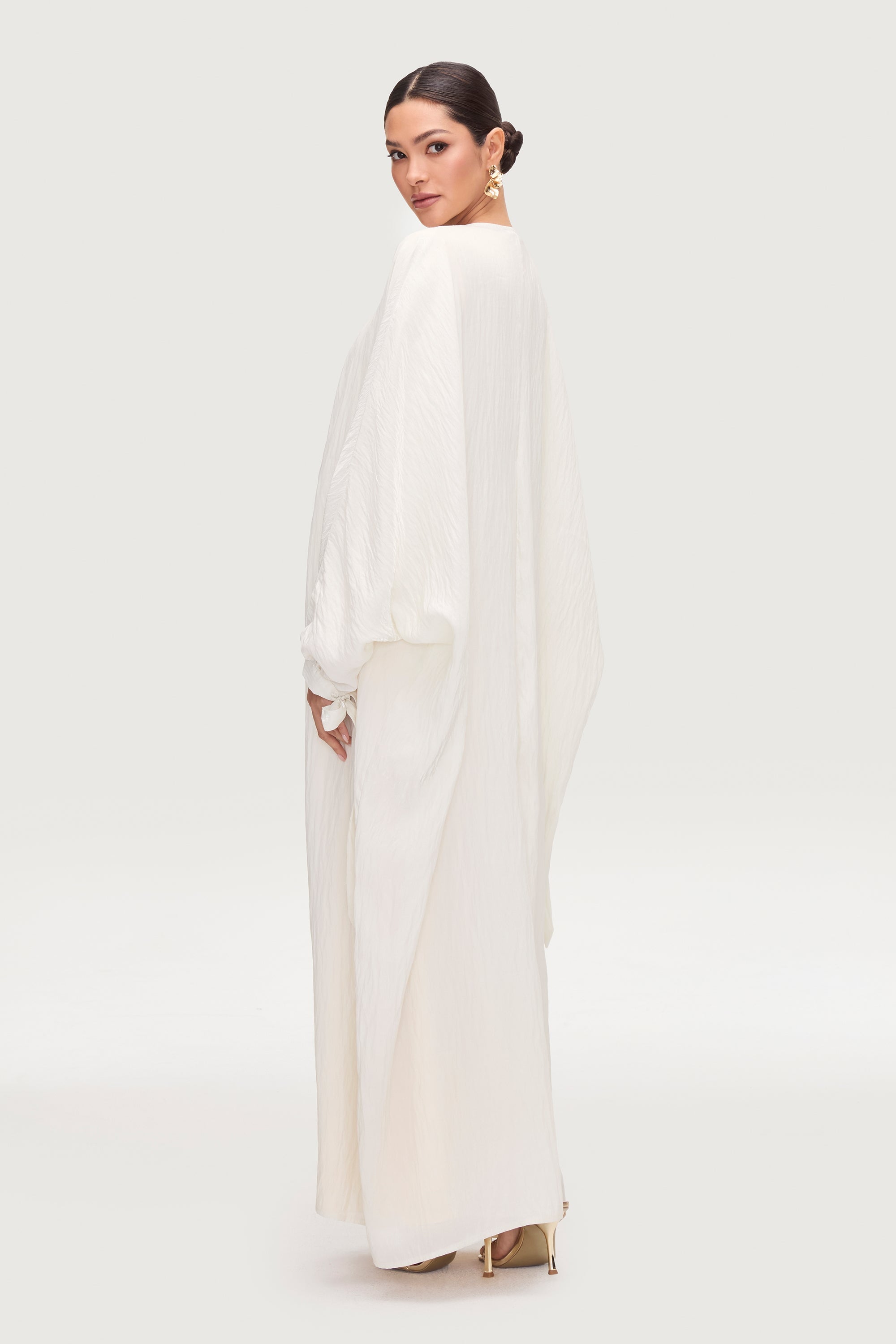 Safiyah Open Abaya - Moonbeam Abayas Veiled