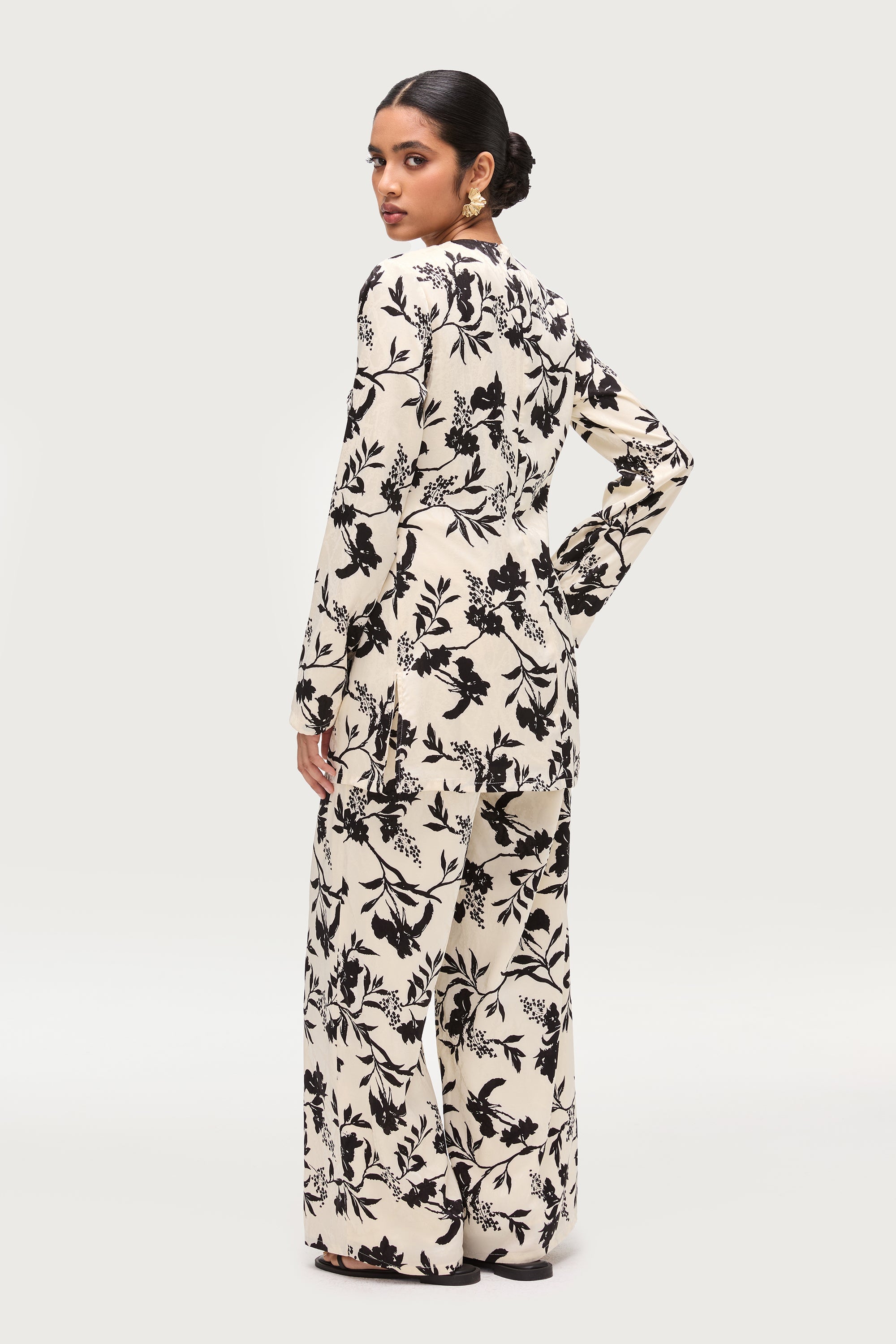 Sana Side Slit Relaxed Top - Floral Print Dresses Veiled