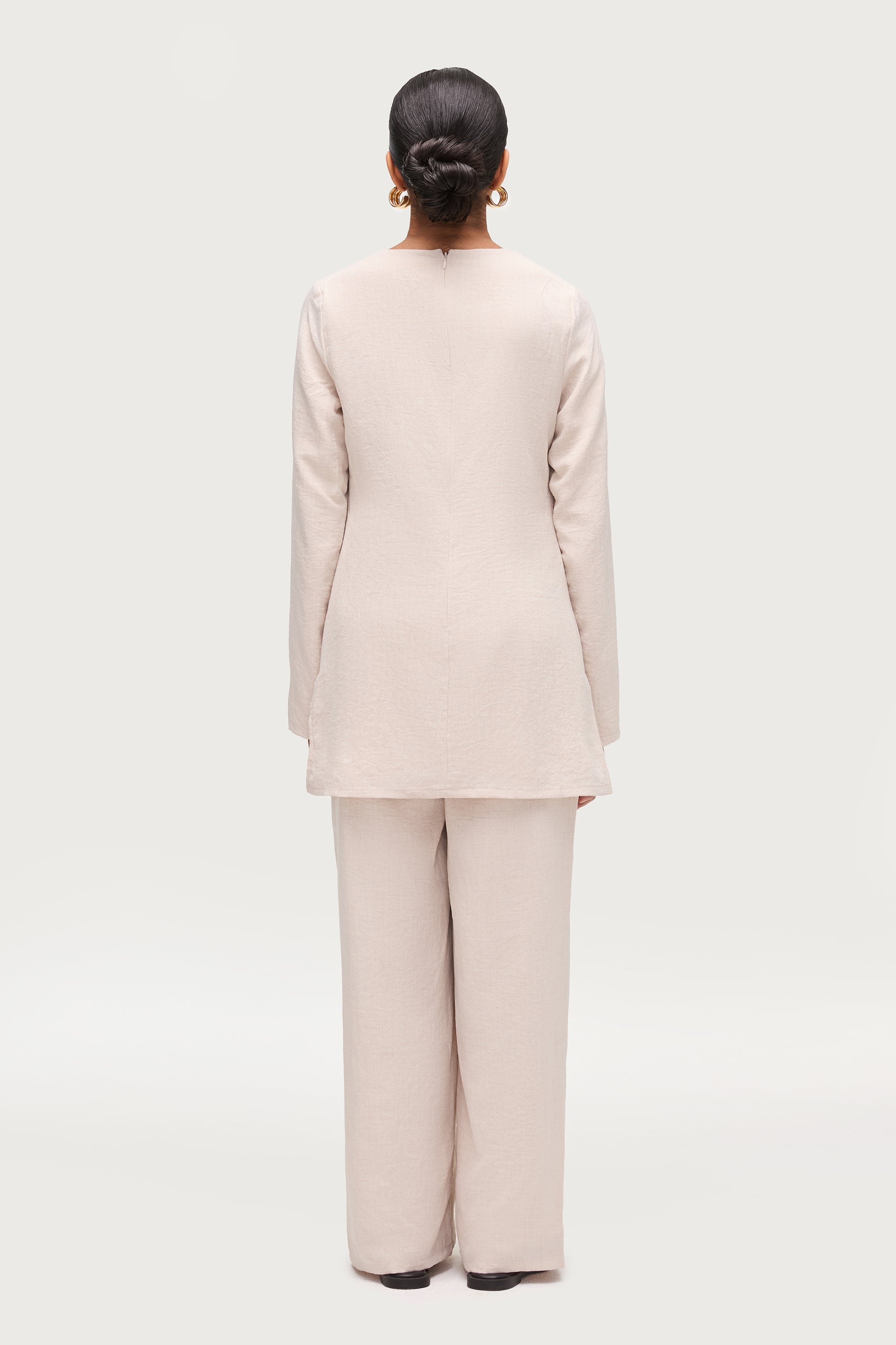 Sana Side Slit Relaxed Top - Oatmeal Dresses Veiled