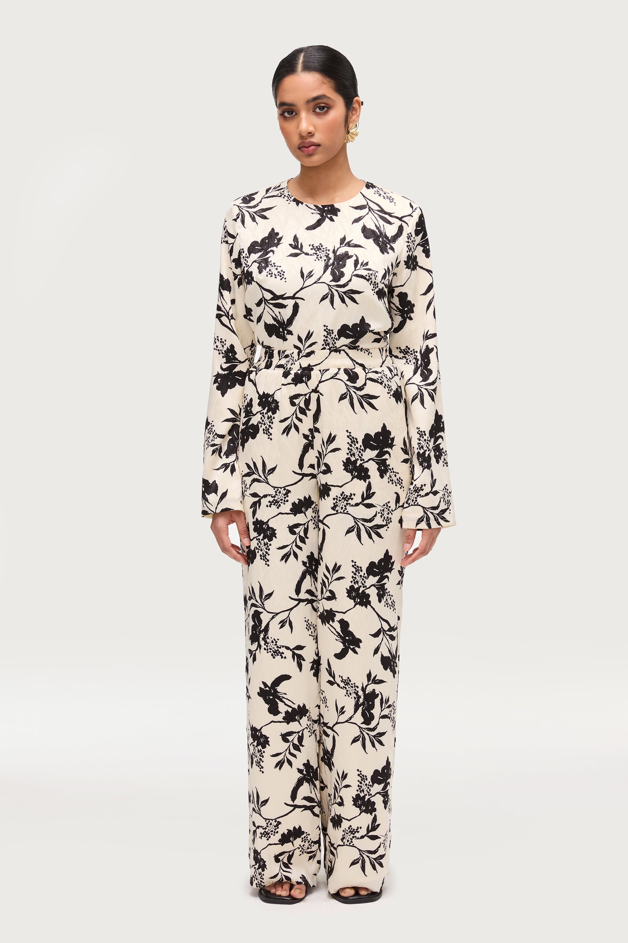 Solana | White Floral Border Print Wide-Leg Trousers