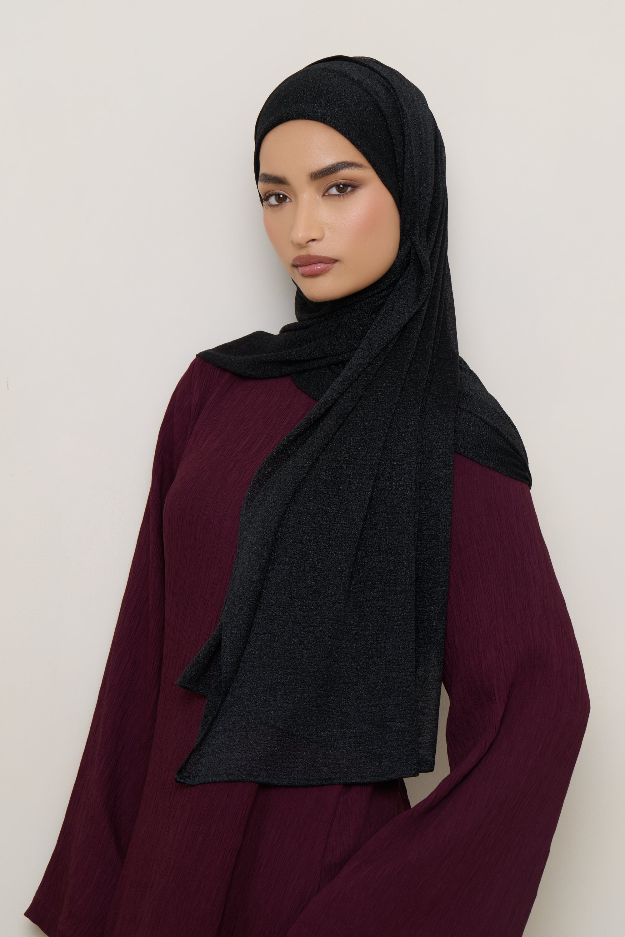Shimmer Stretch Hijab - Black Hijabs Veiled