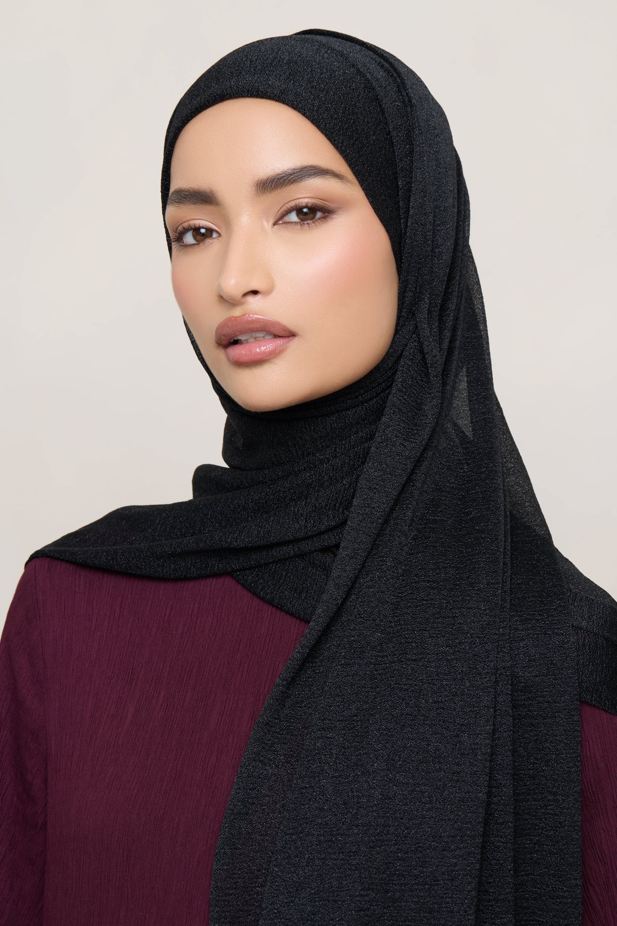 Shimmer Stretch Hijab - Black Hijabs Veiled