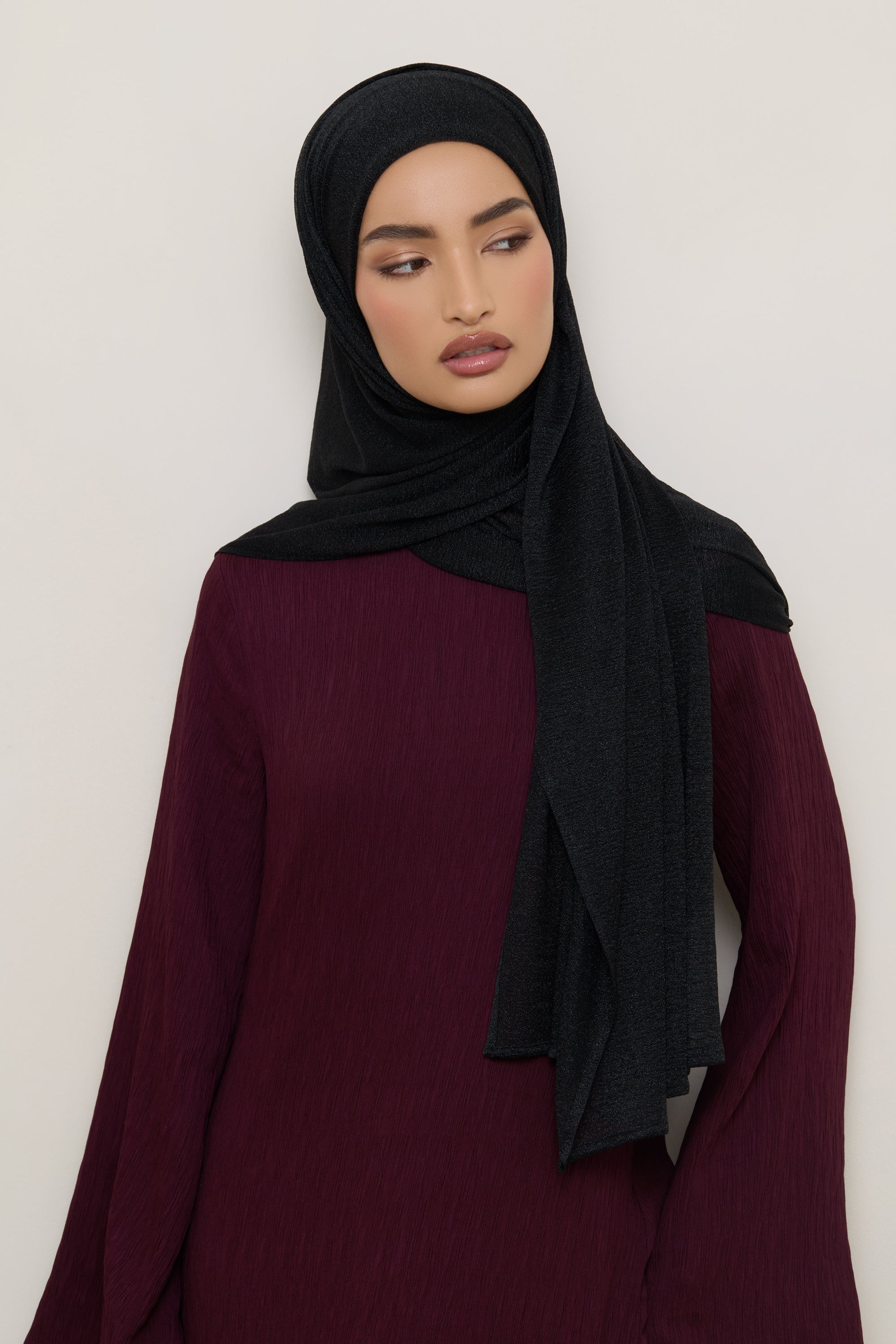 Shimmer Stretch Hijab - Black Hijabs Veiled