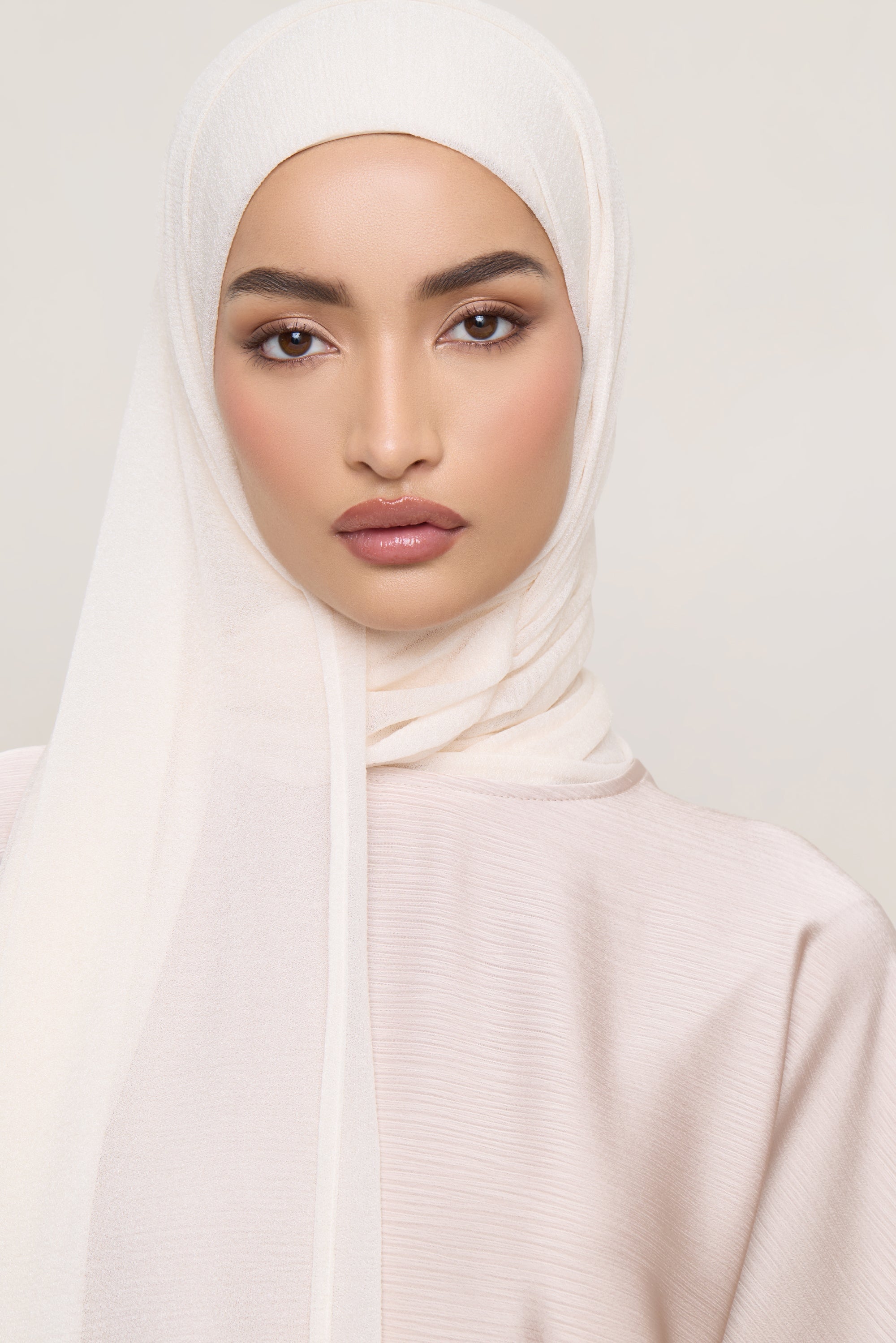 Shimmer Stretch Hijab - Vanilla Hijabs Veiled