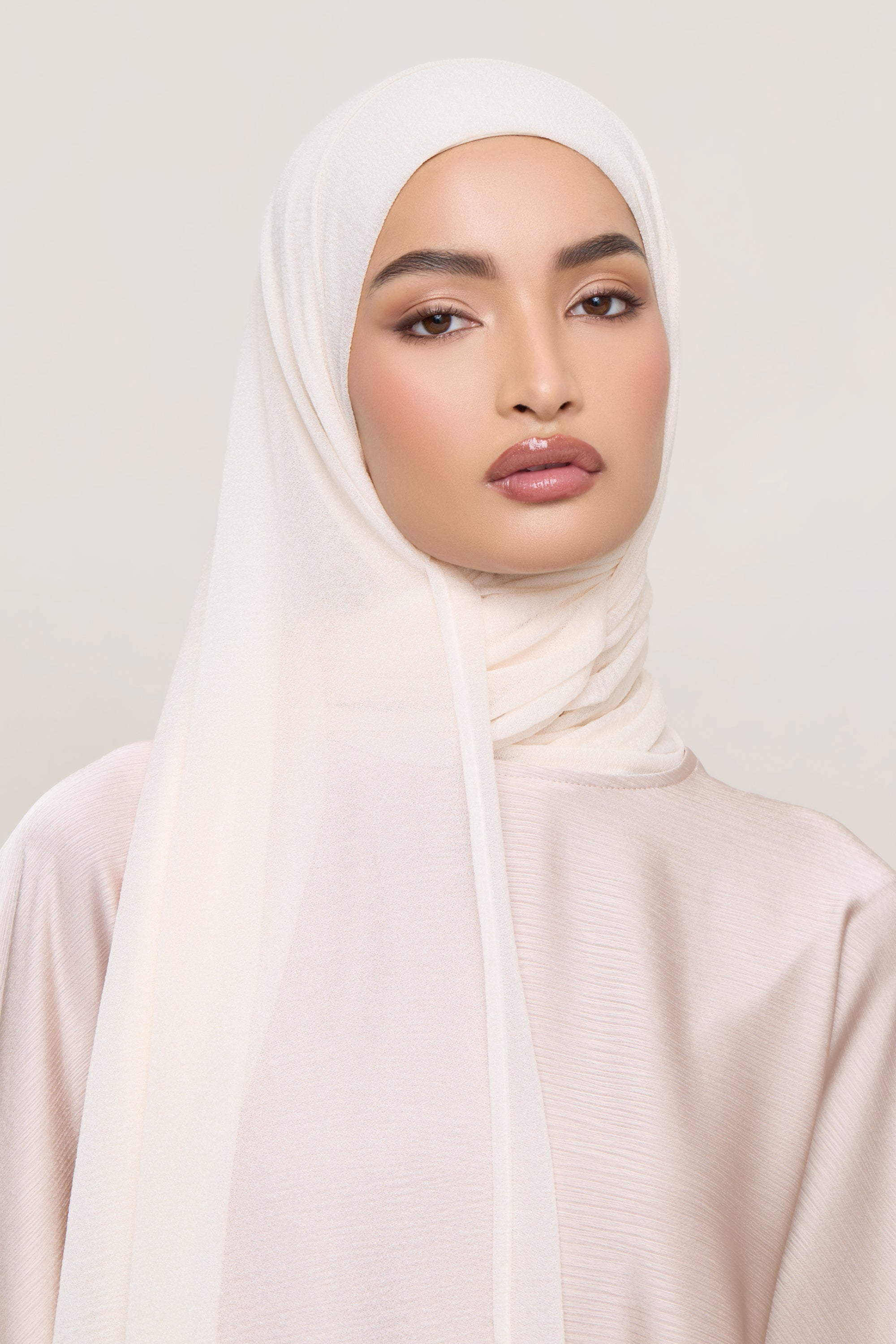 Shimmer Stretch Hijab - Vanilla Hijabs Veiled
