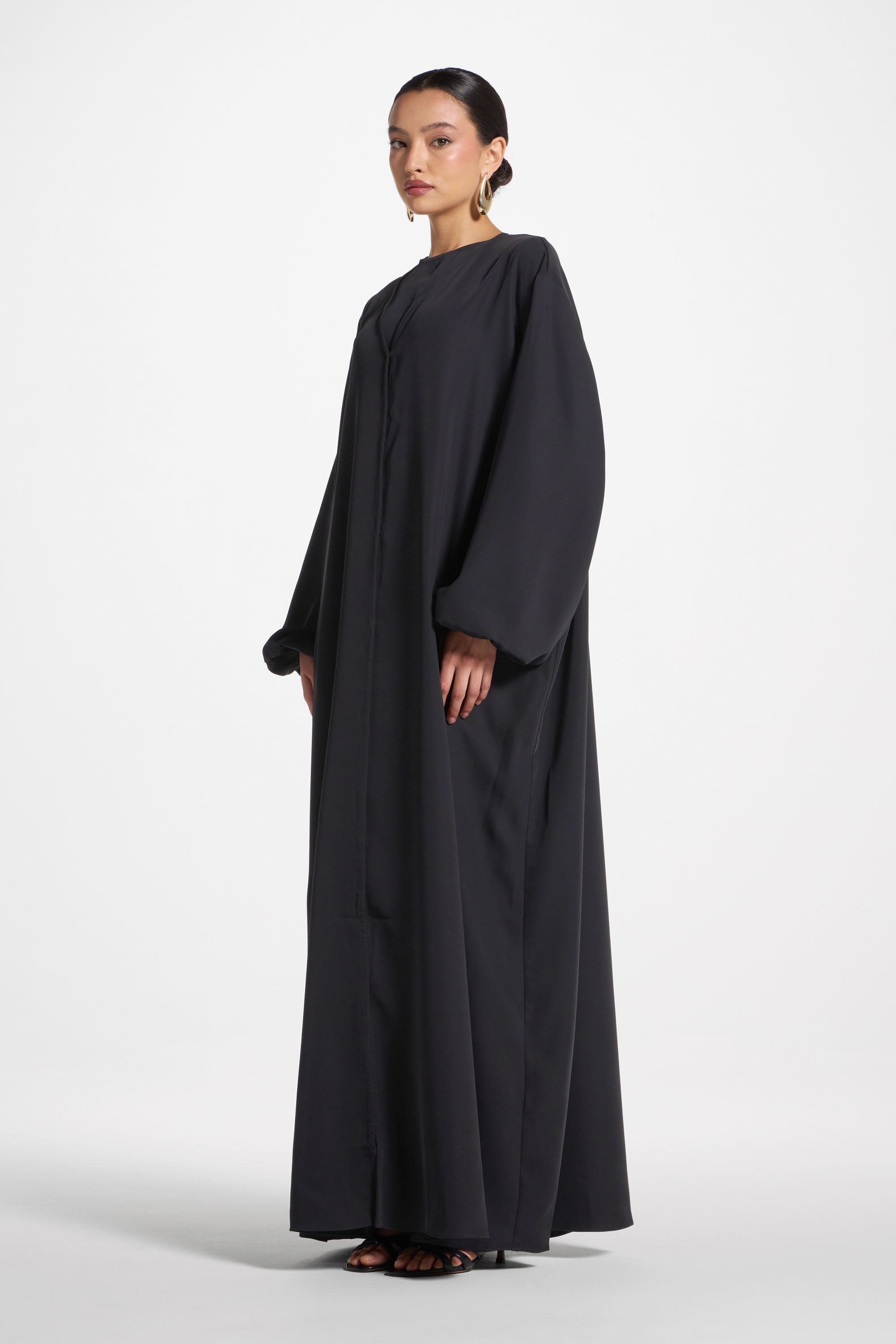 Signature Balloon Sleeve Open Abaya - Black Abayas Veiled