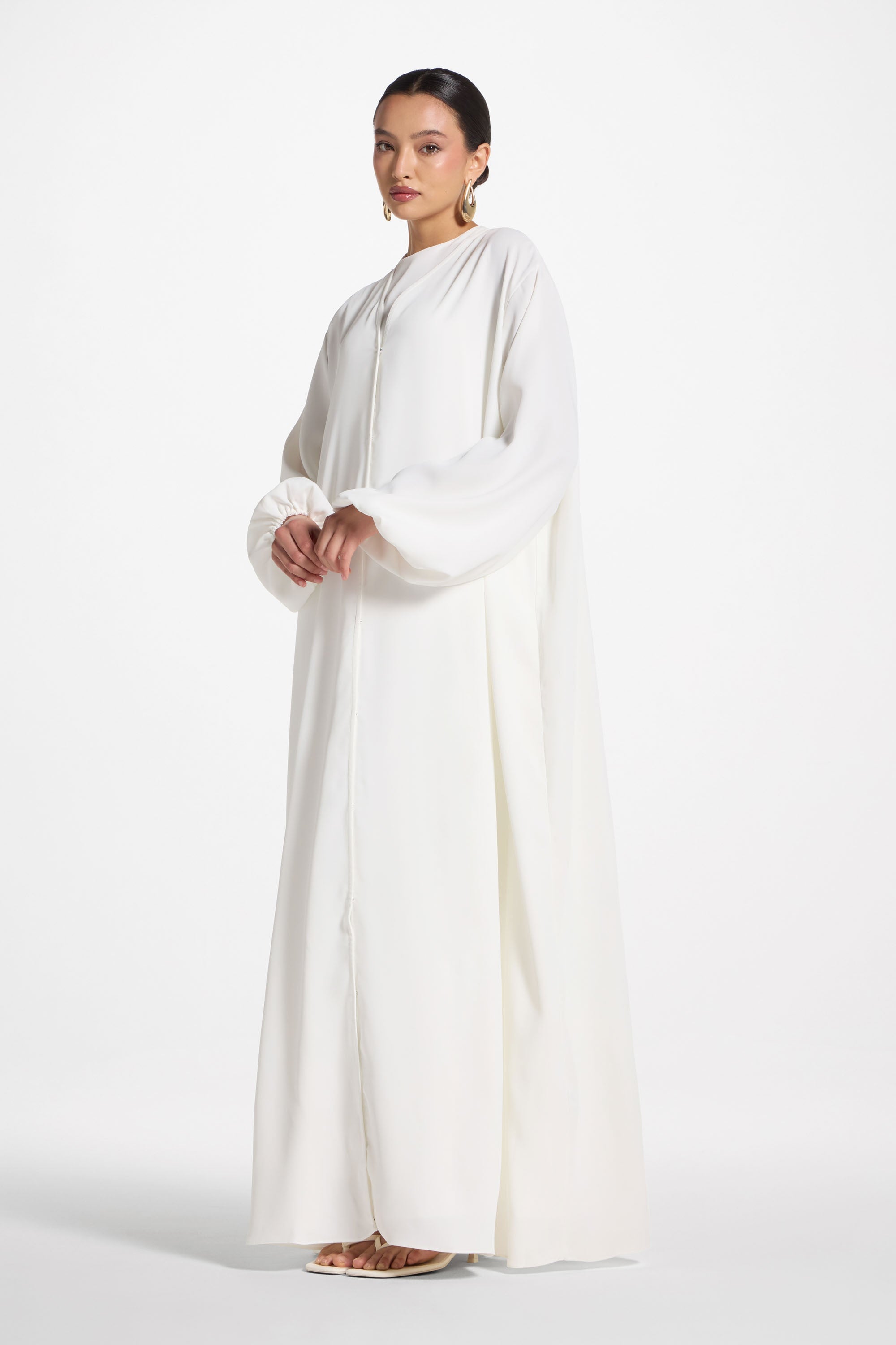 Signature Balloon Sleeve Open Abaya - White Abayas Veiled