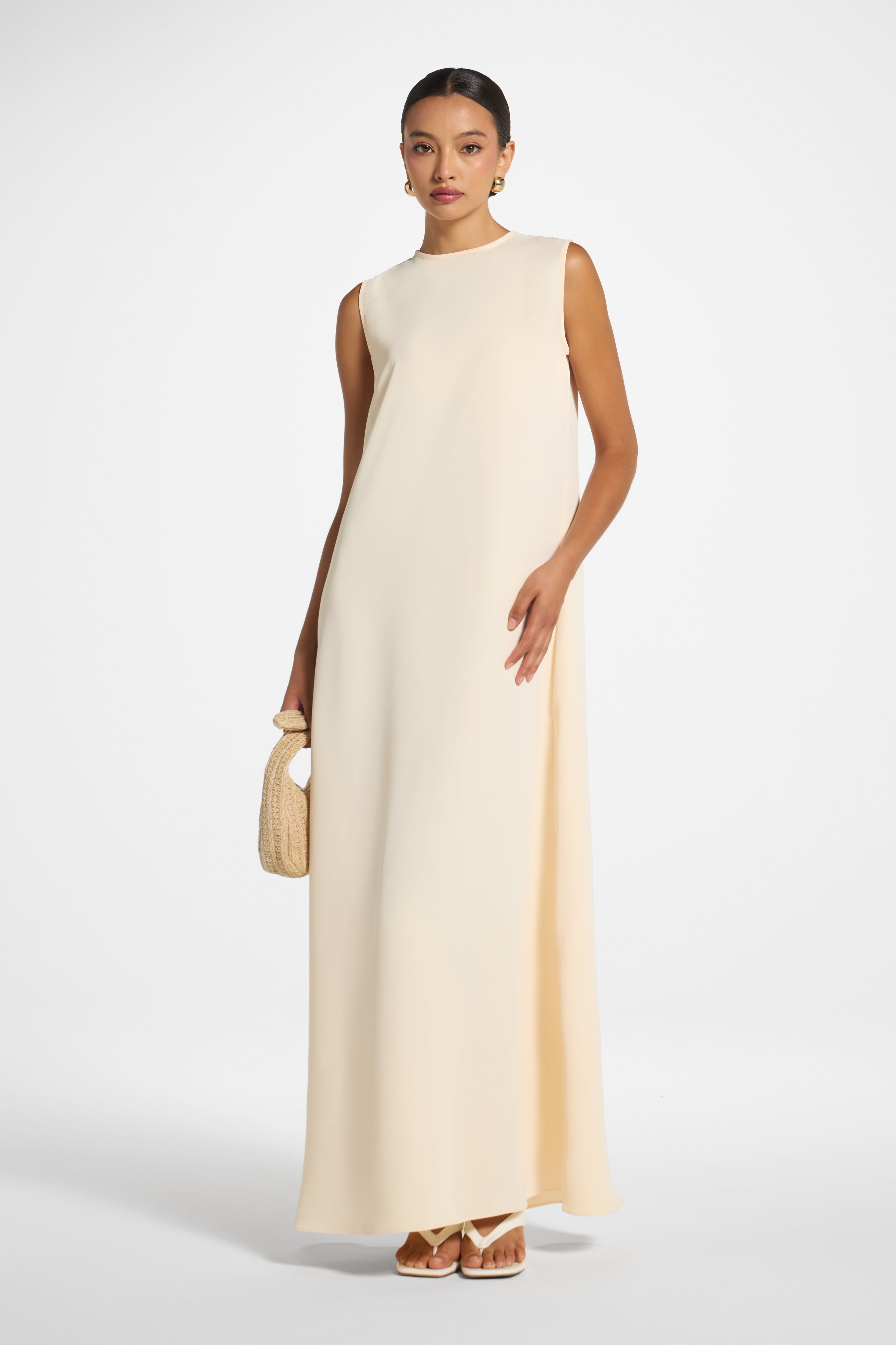 Signature Sleeveless Inner Maxi Dress - Peach Abayas Veiled