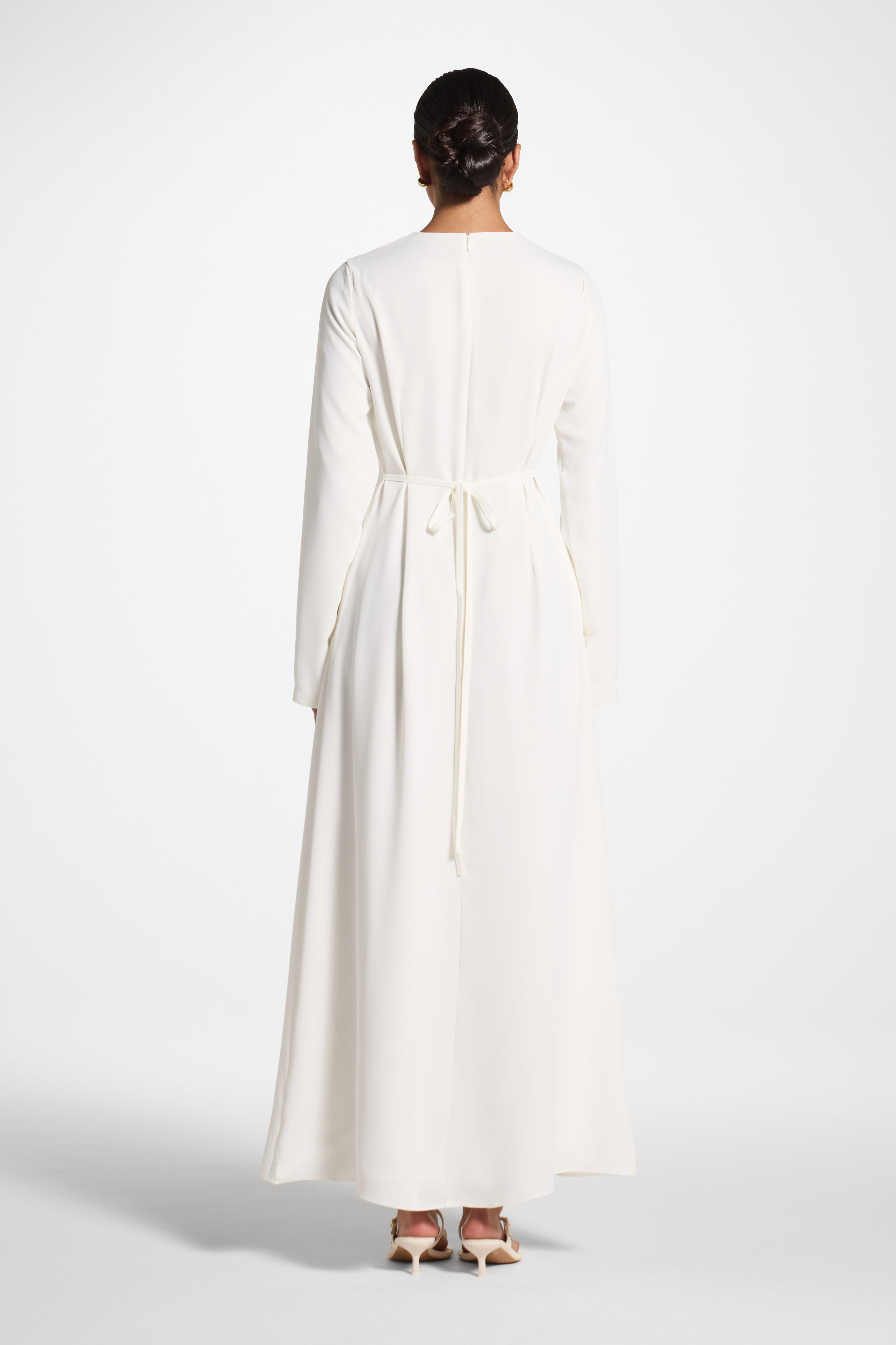 Signature Tie Back Maxi Dress - White Abayas Veiled