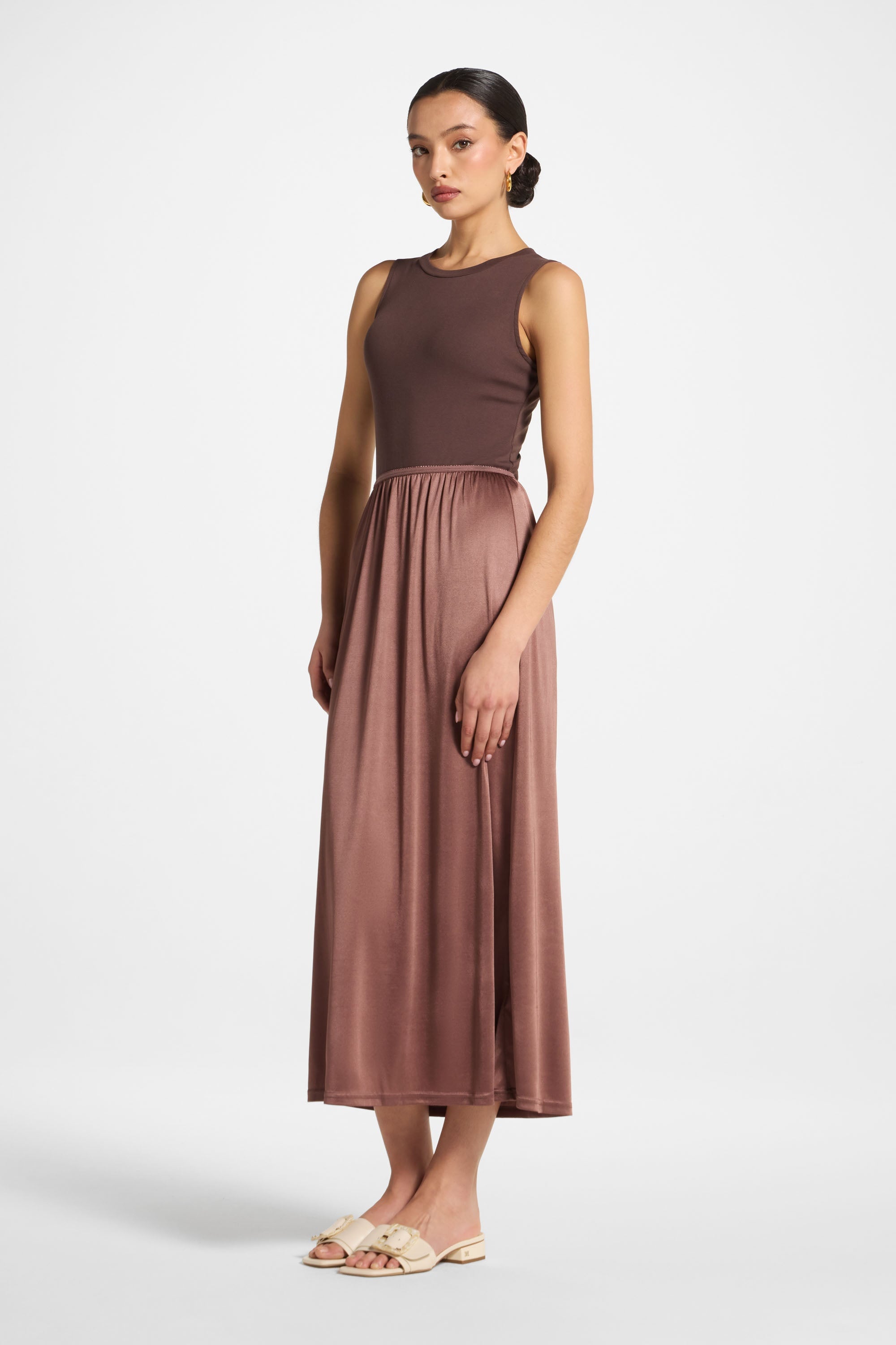 Slip Skirt - Nougat Abayas Veiled