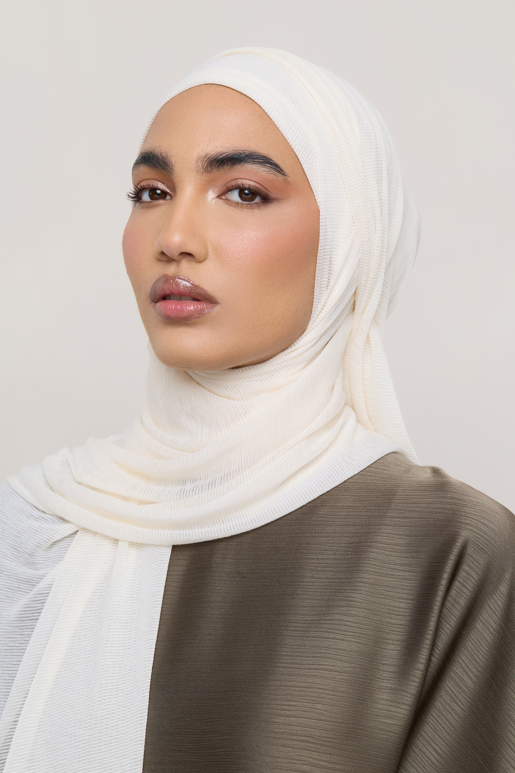 Stretch Stripe Hijab - Ivory Hijabs Veiled