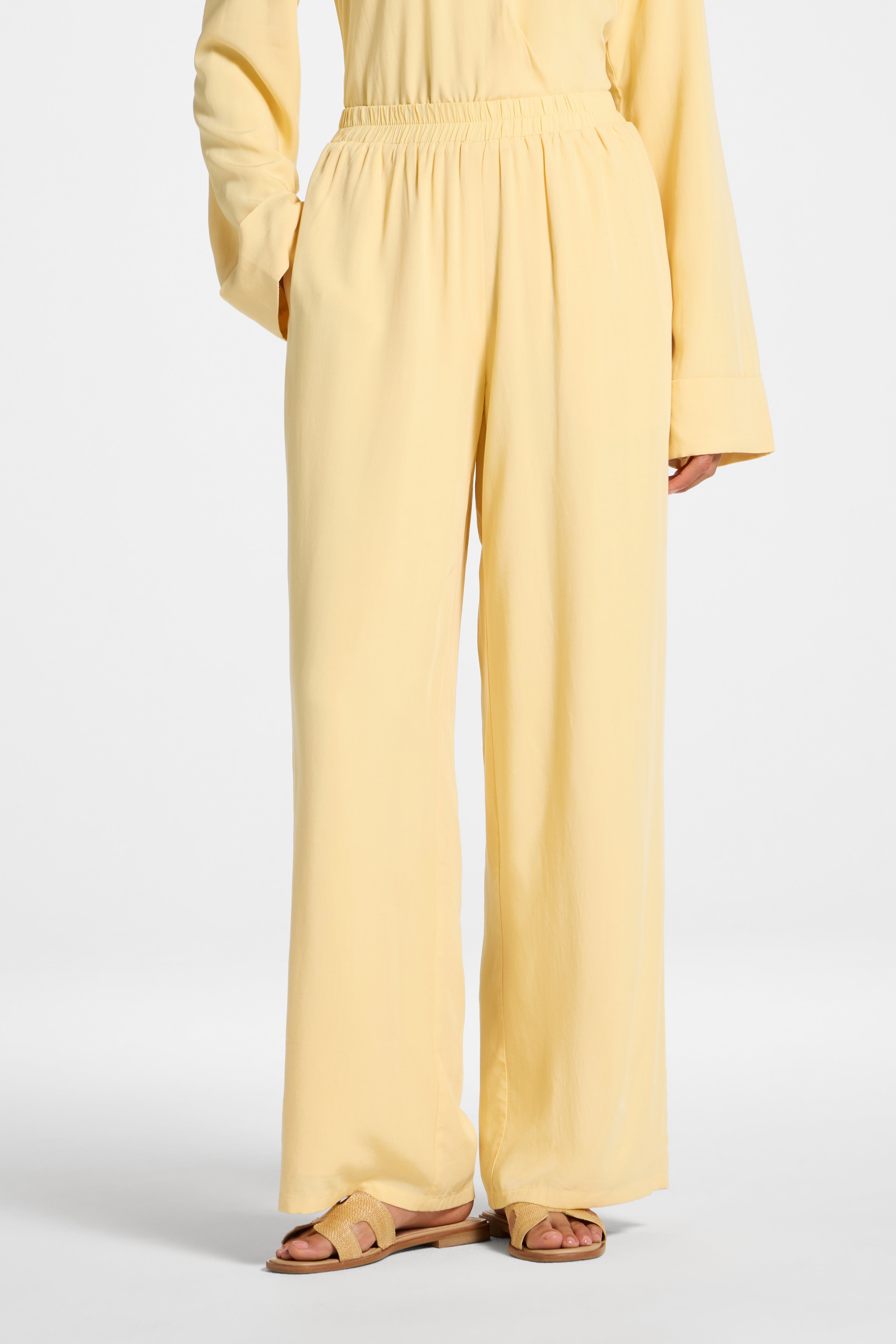 Tencel Wide Leg Pants - Banana Abayas Veiled