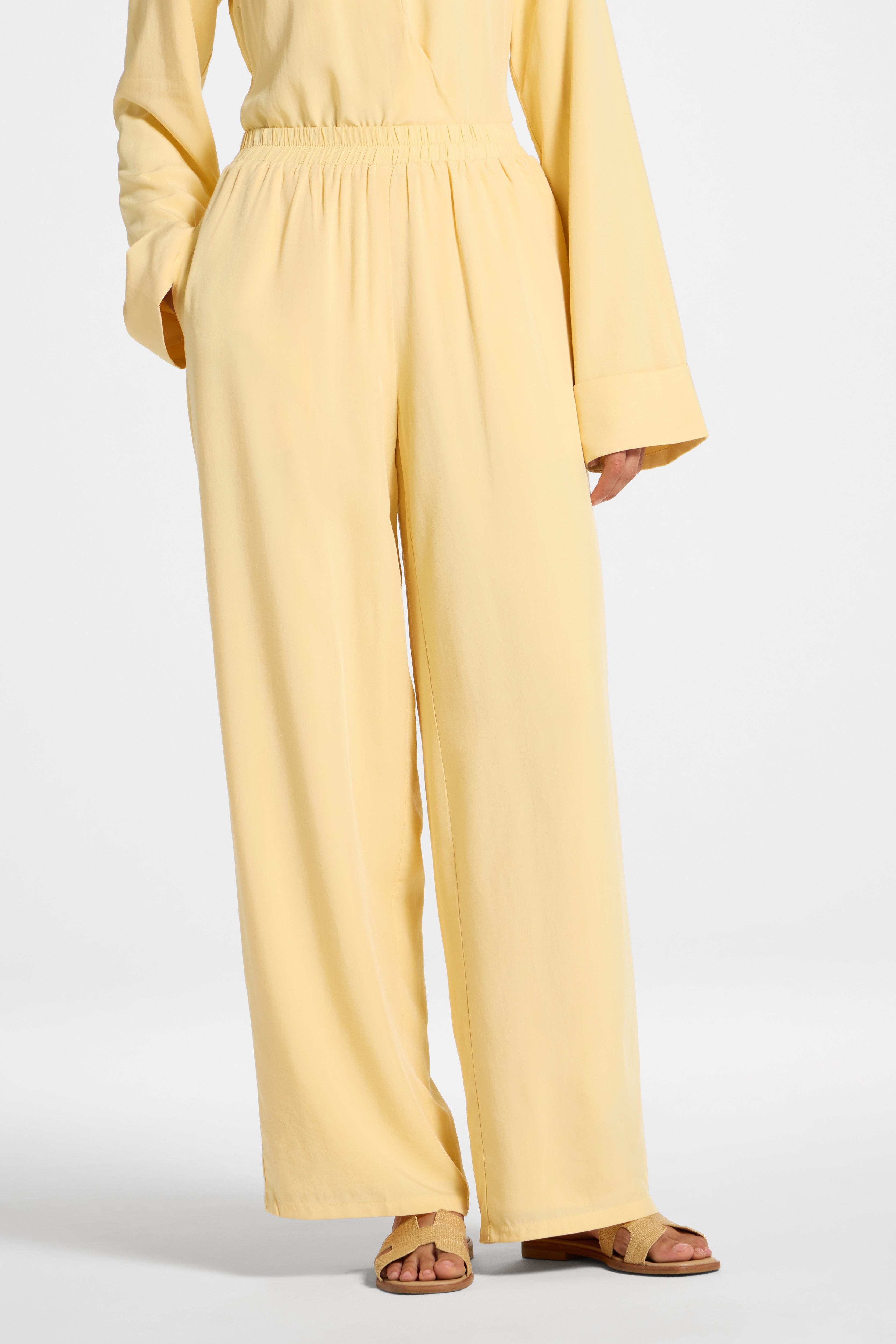 Tencel Wide Leg Pants - Banana Abayas Veiled