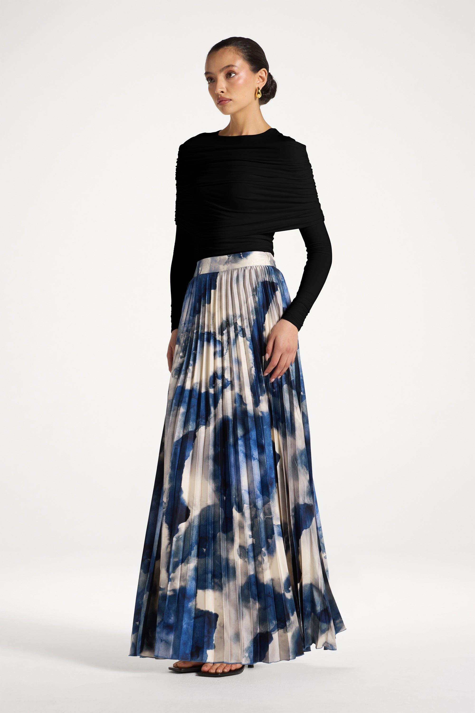 Watercolor Pleated Maxi Skirt - Blue Abayas Veiled