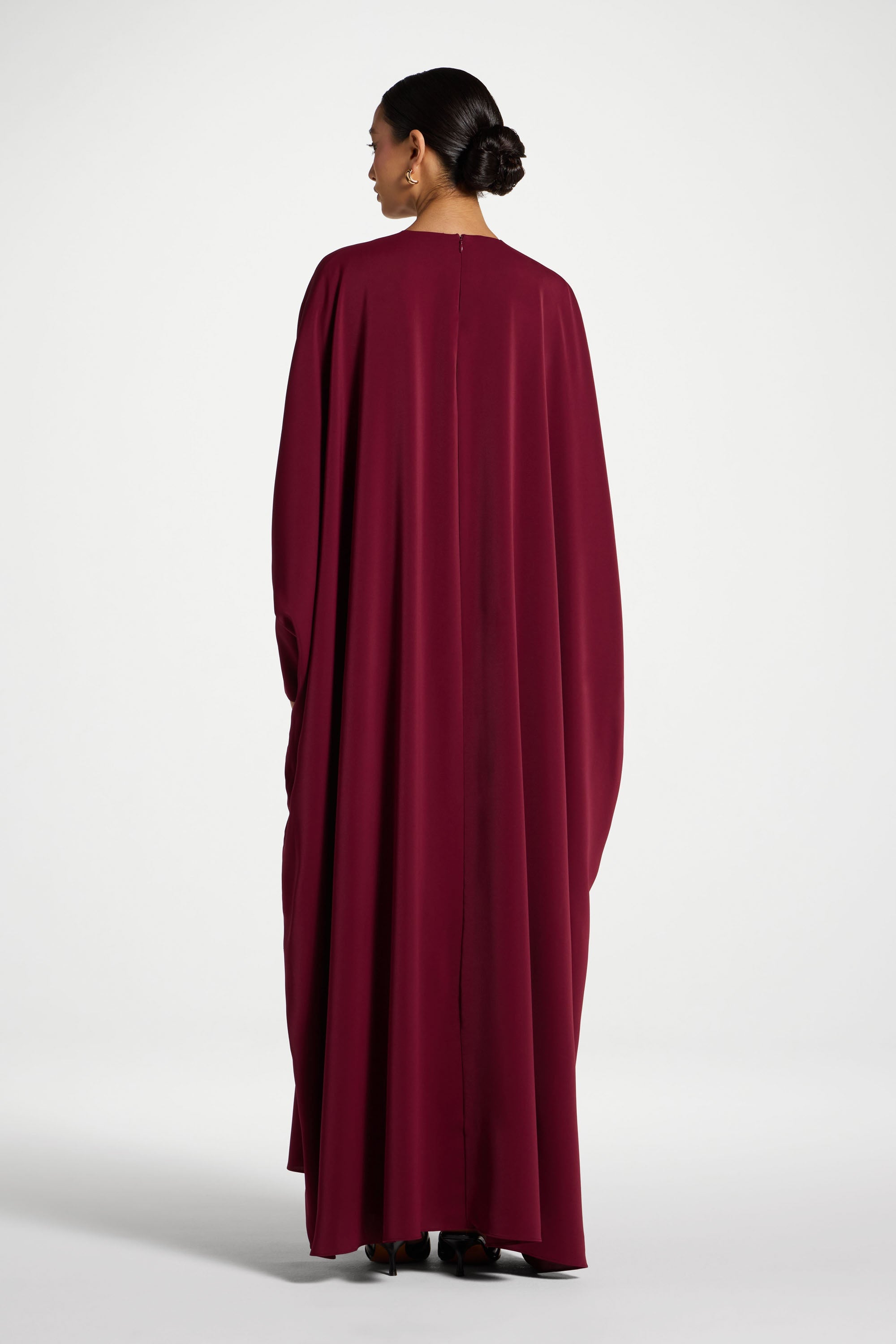 Yasmeen Abaya - Pomegranate Abayas Veiled