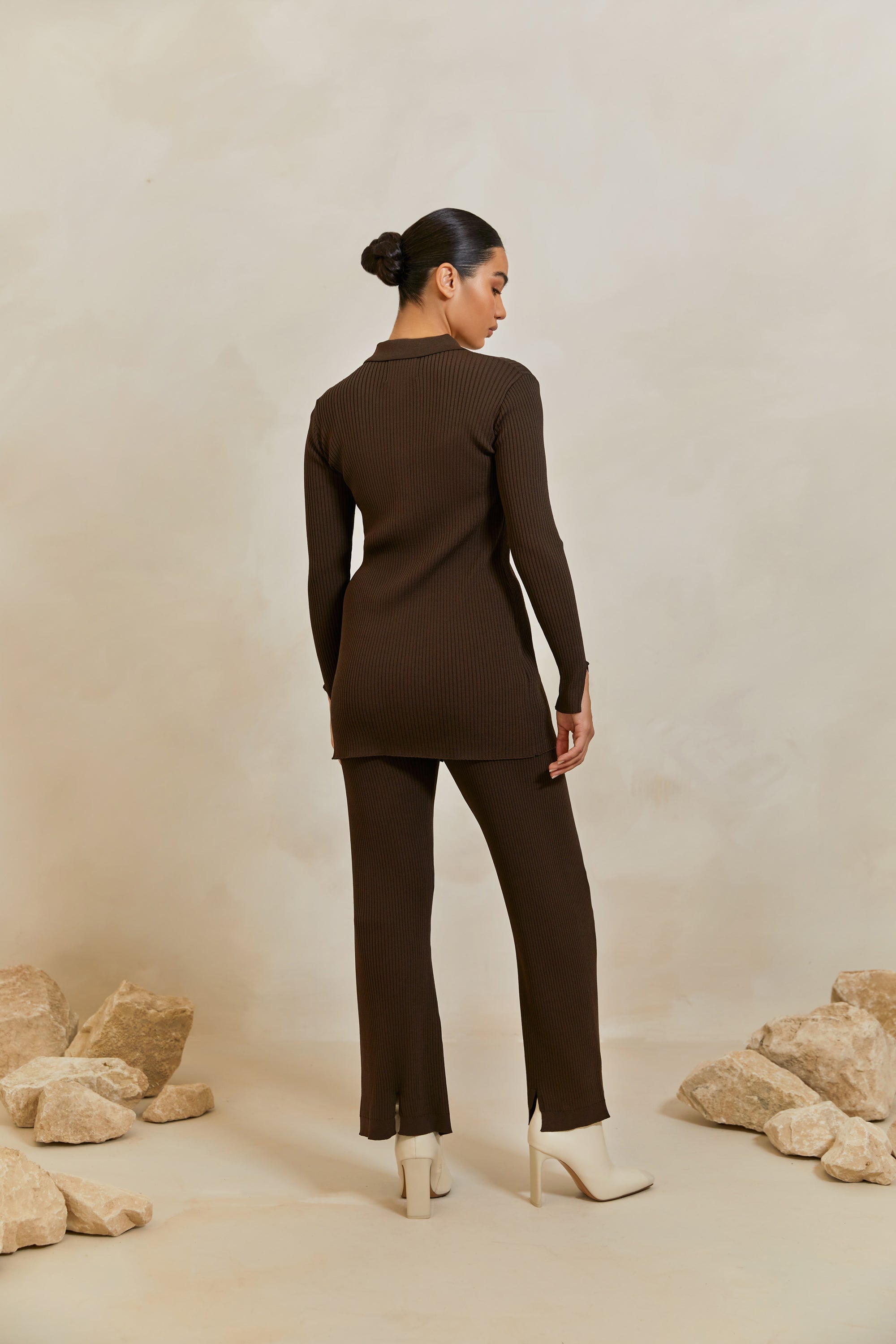 Asma Lite Rib Straight Leg Pants - Java Veiled