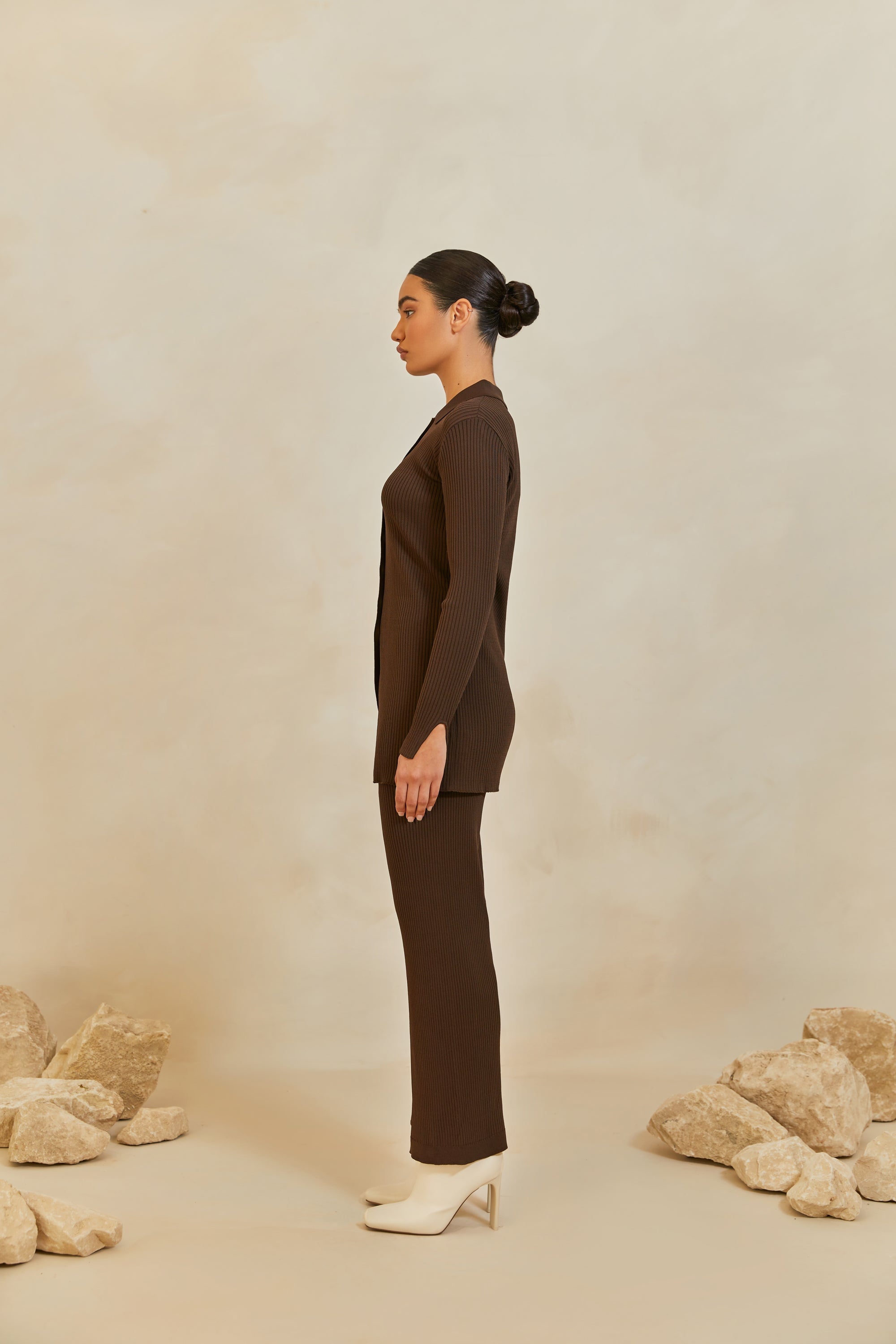 Asma Lite Rib Straight Leg Pants - Java Veiled