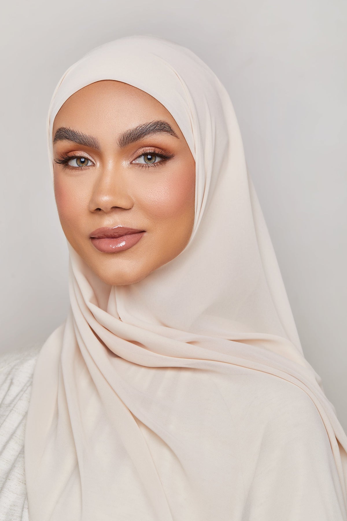 Chiffon LITE Hijab - Almond Peach saigonodysseyhotel 