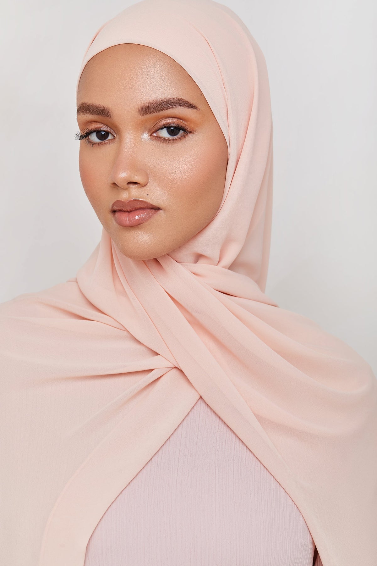 Chiffon LITE Hijab - Almost Apricot saigonodysseyhotel 