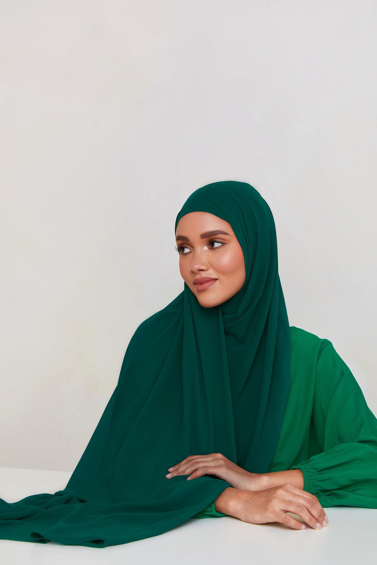 Chiffon LITE Hijab - Aventurine Green epschoolboard 