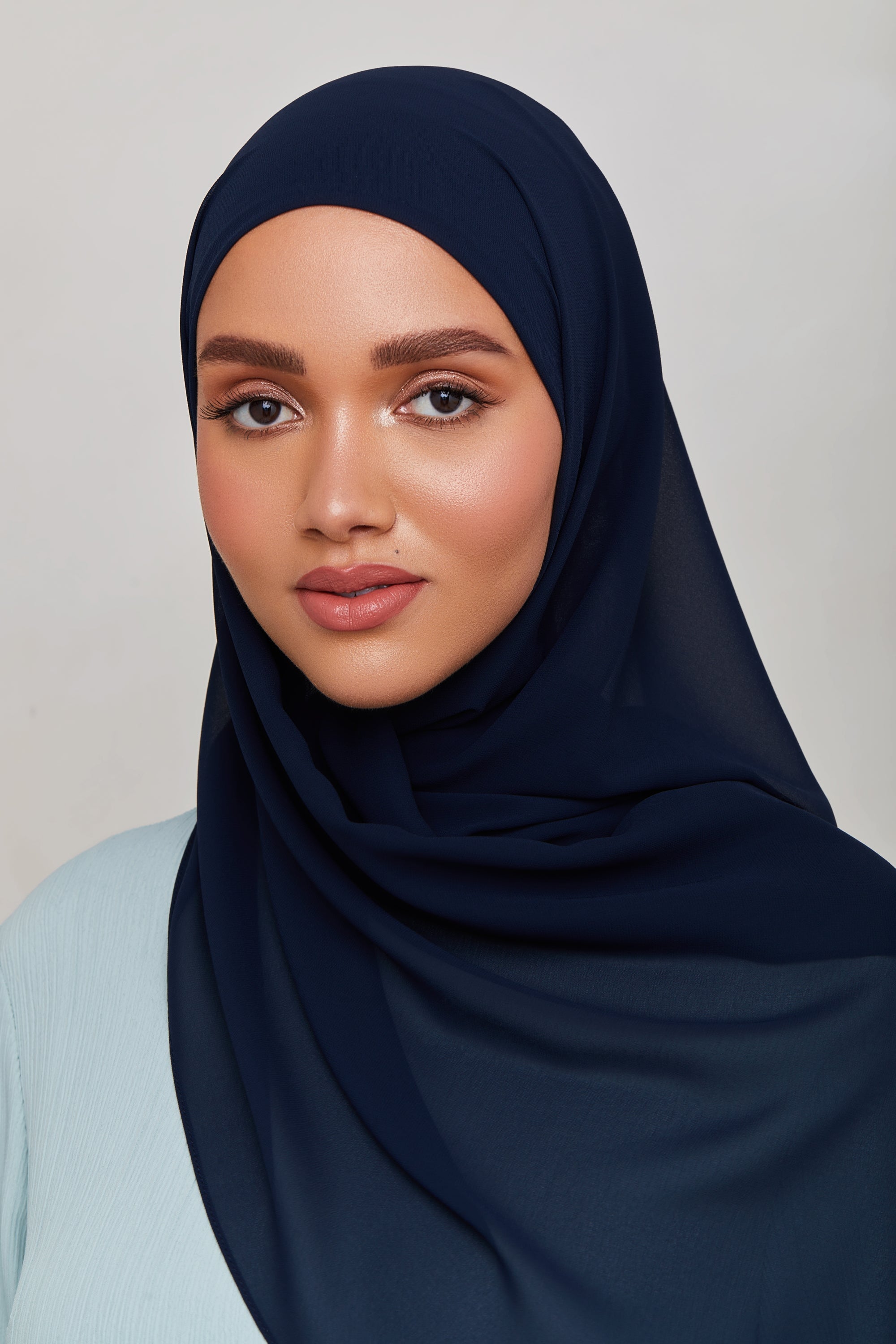 Chiffon LITE Hijab - Navy Blazer Veiled