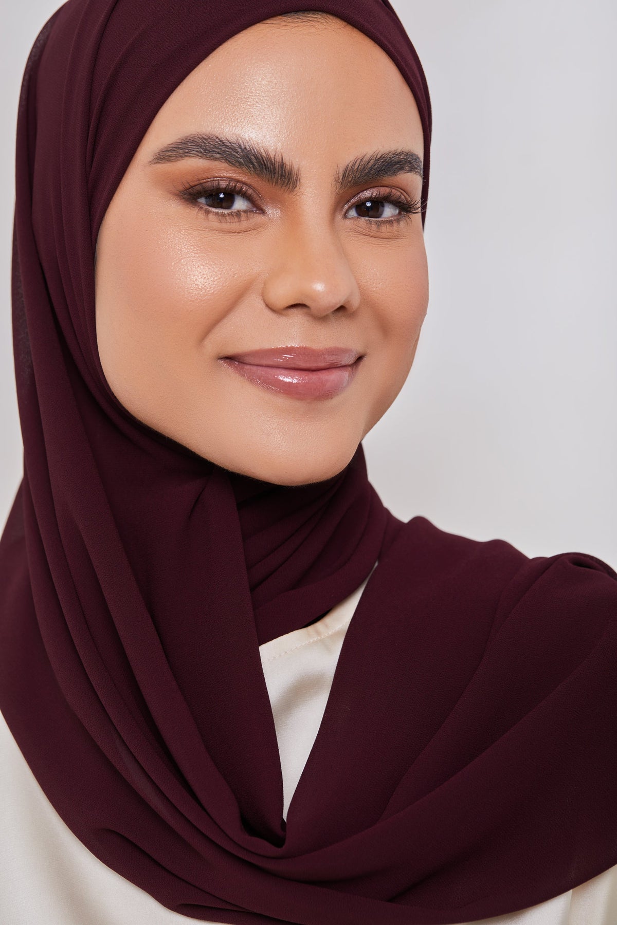Essential Chiffon Hijab - Aubergine Scarves & Shawls saigonodysseyhotel 