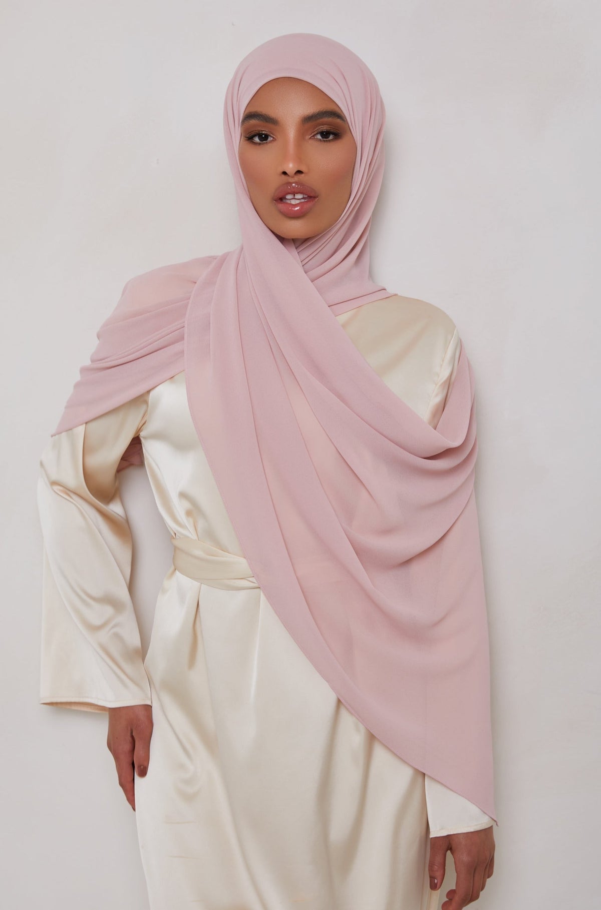 Essential Chiffon Hijab - Blush Pink Scarves & Shawls saigonodysseyhotel 