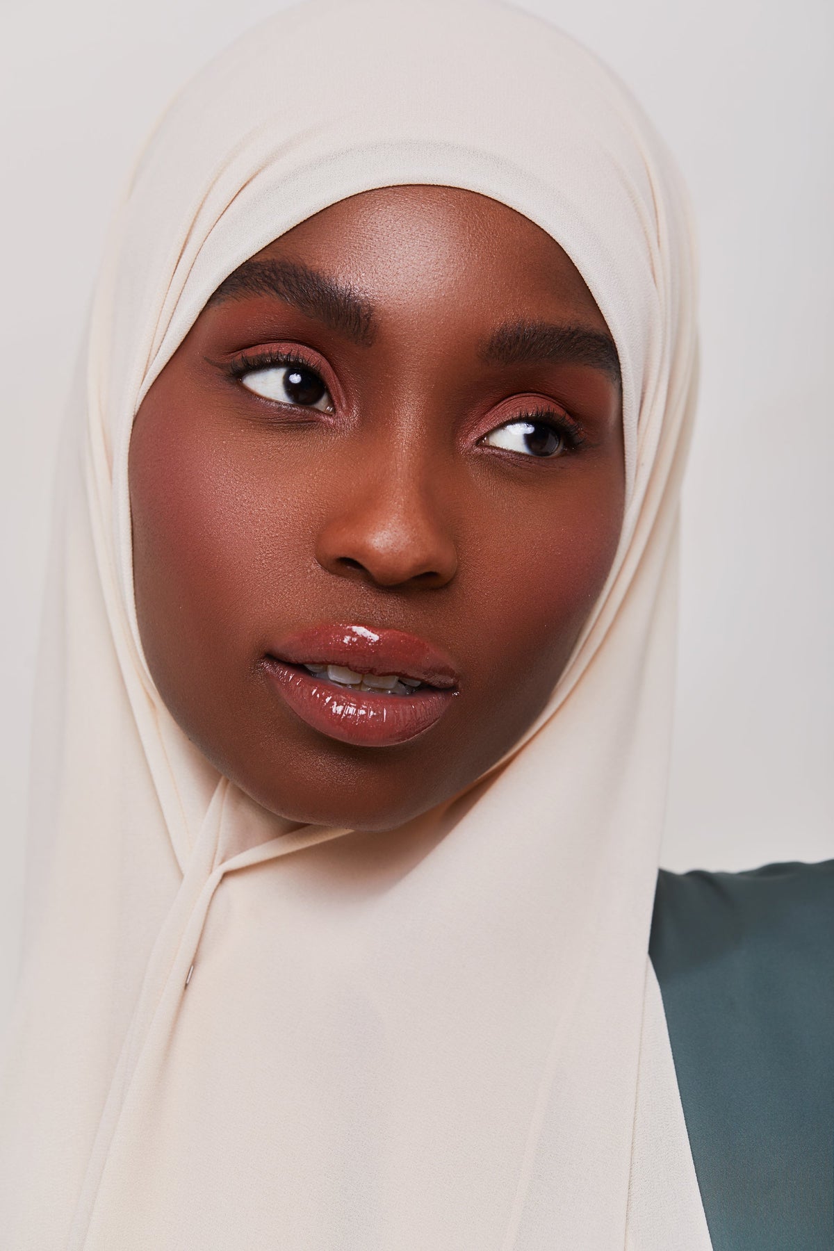 Essential Chiffon Hijab - Bone Scarves & Shawls saigonodysseyhotel 