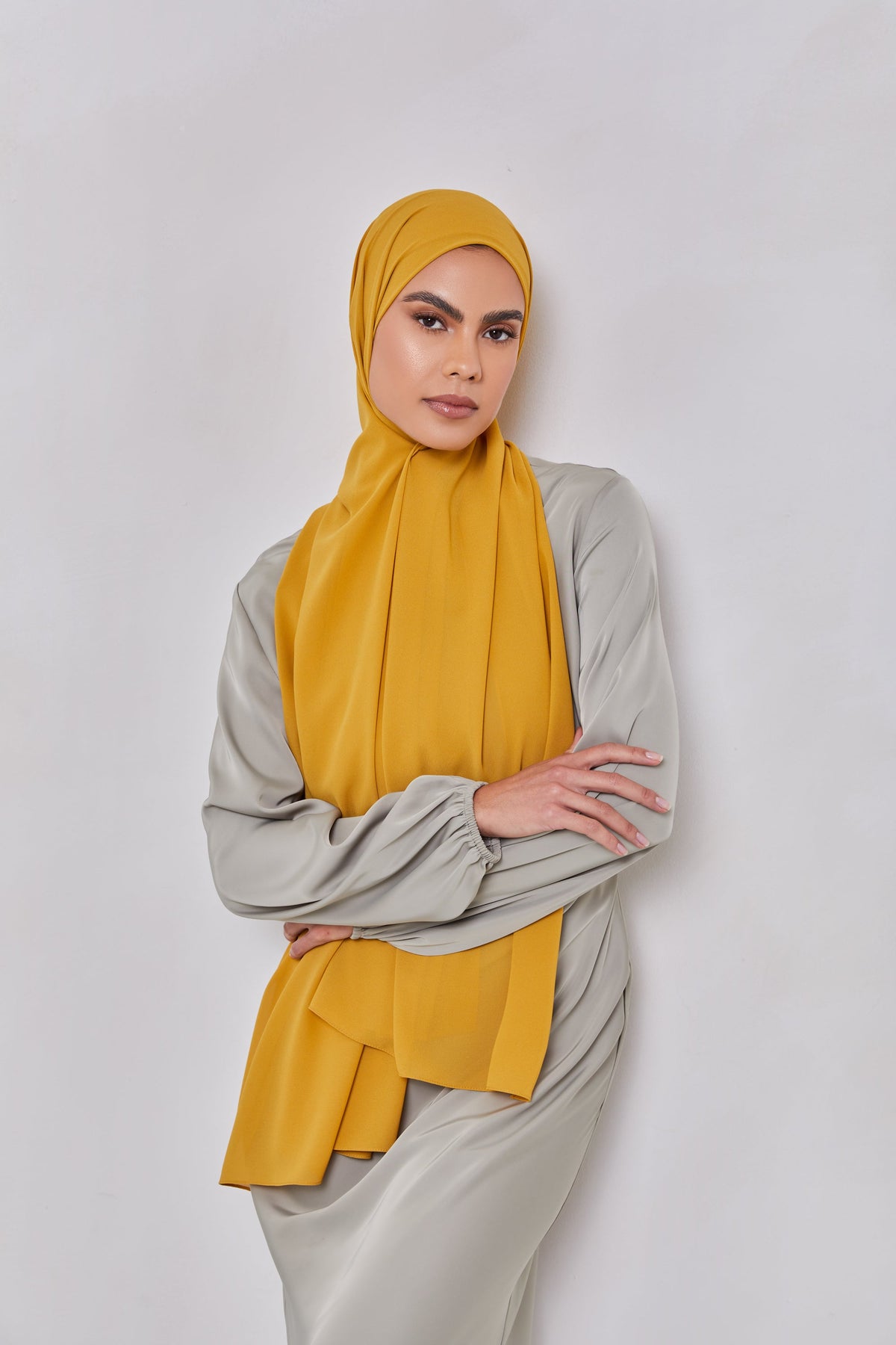 Essential Chiffon Hijab - Golden Scarves & Shawls saigonodysseyhotel 