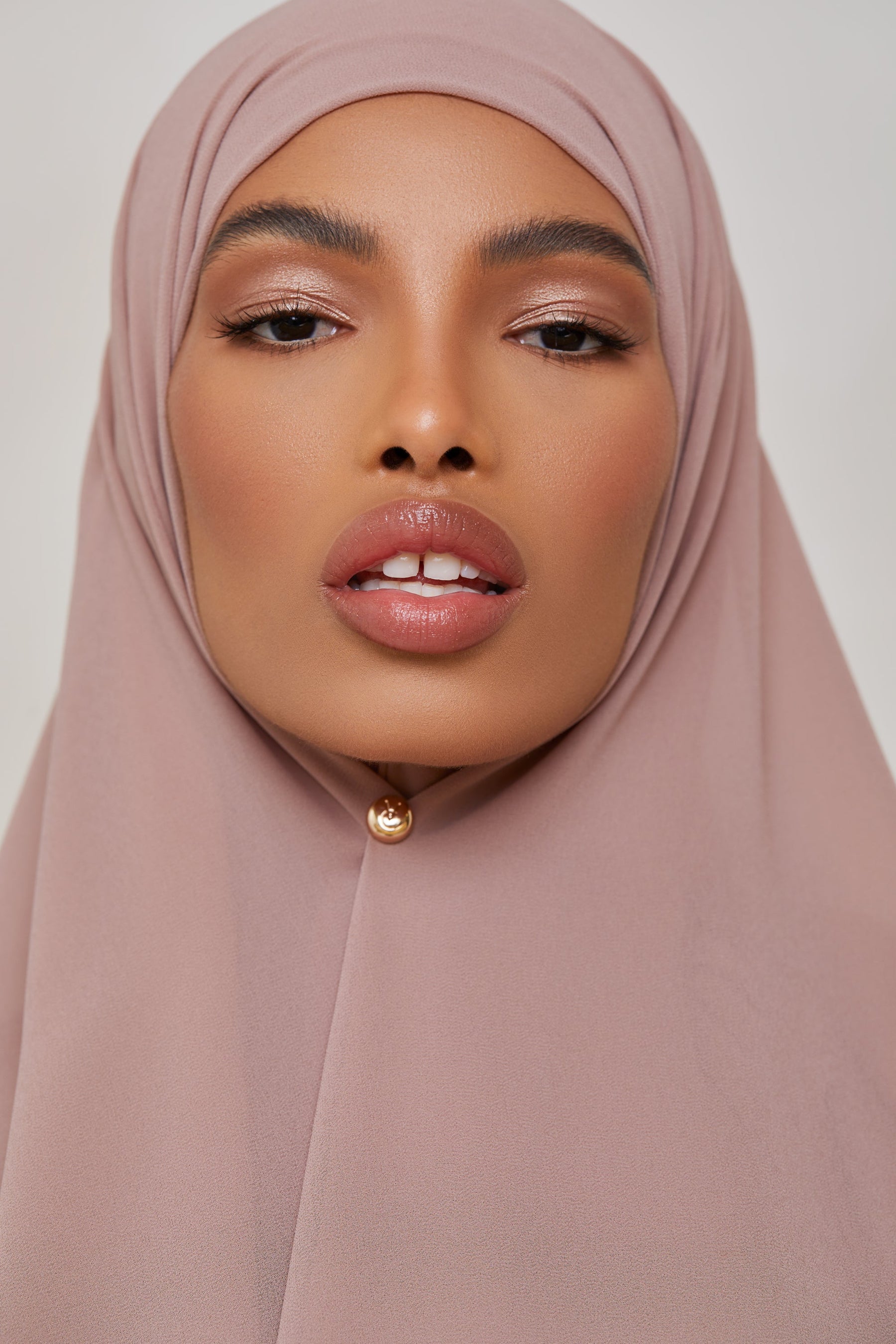 Essential Chiffon Hijab - Mink Scarves & Shawls saigonodysseyhotel 