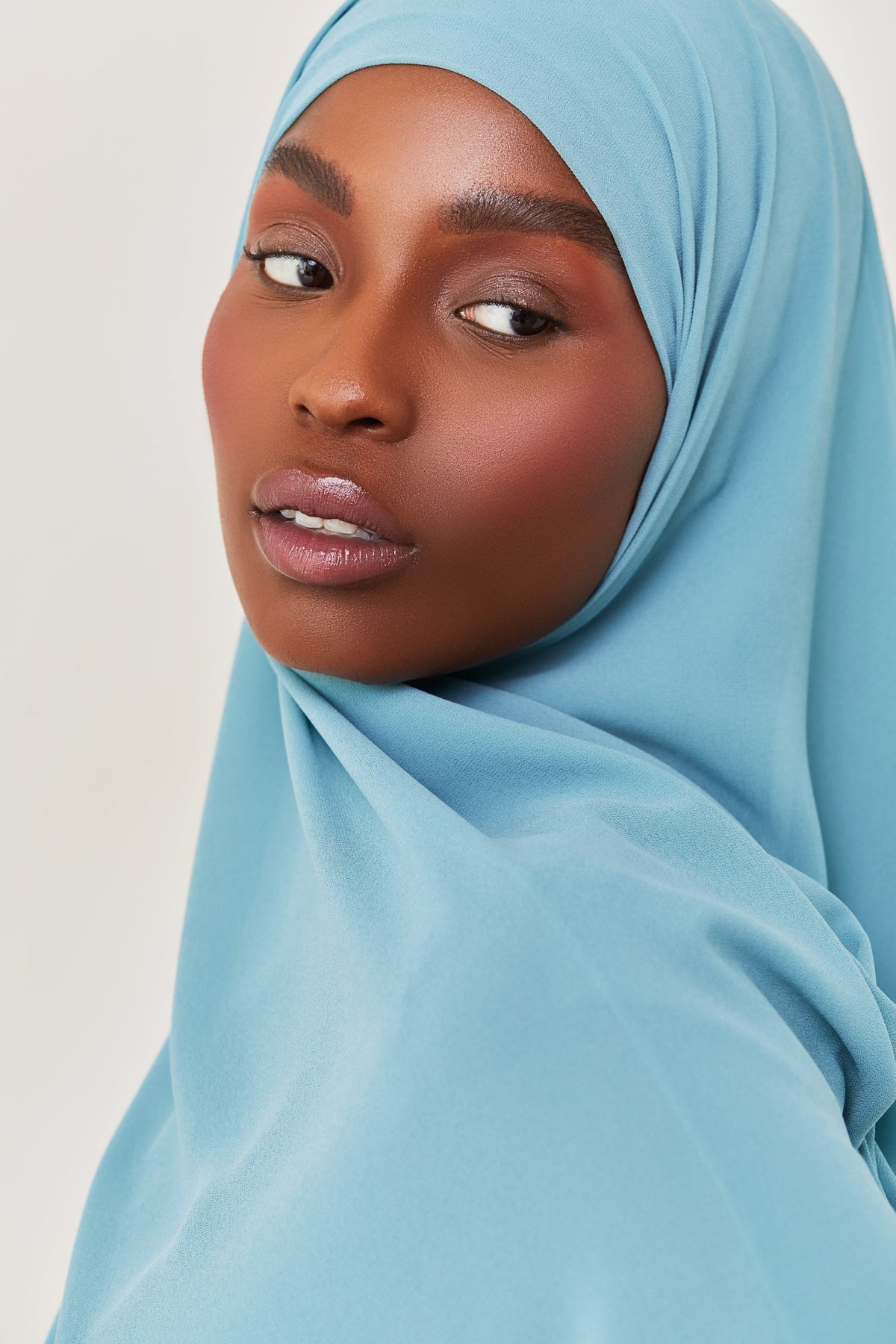 Essential Chiffon Hijab - Seagreen Scarves & Shawls saigonodysseyhotel 