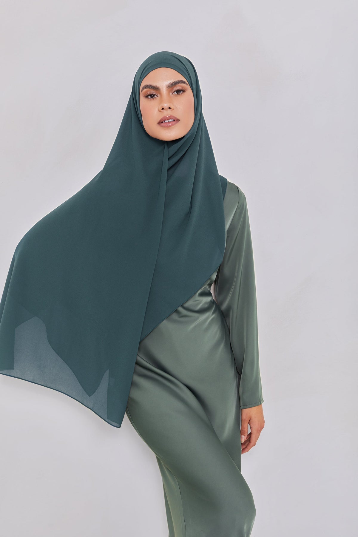 Essential Chiffon Hijab - Teal Scarves & Shawls saigonodysseyhotel 