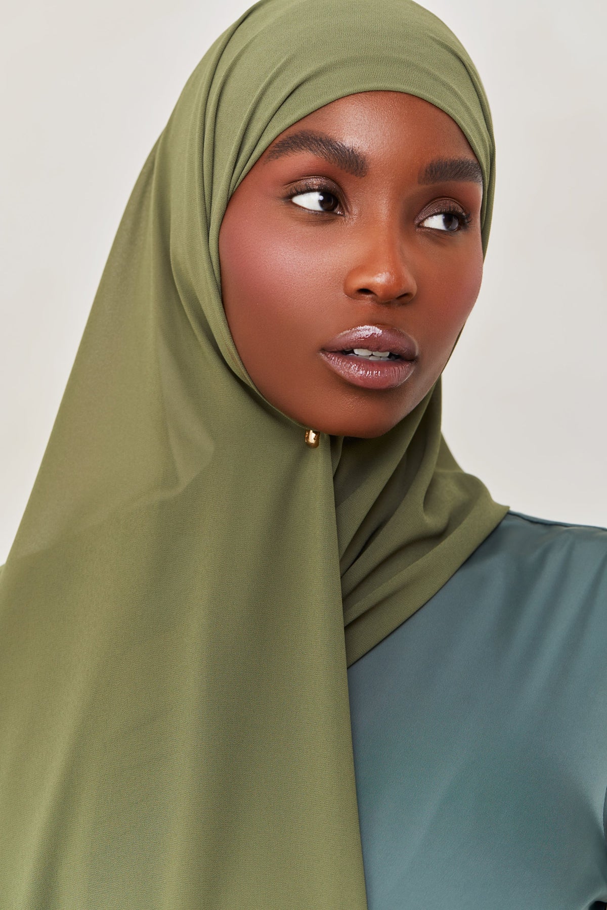 Essential Chiffon Hijab - Thyme Scarves & Shawls saigonodysseyhotel 