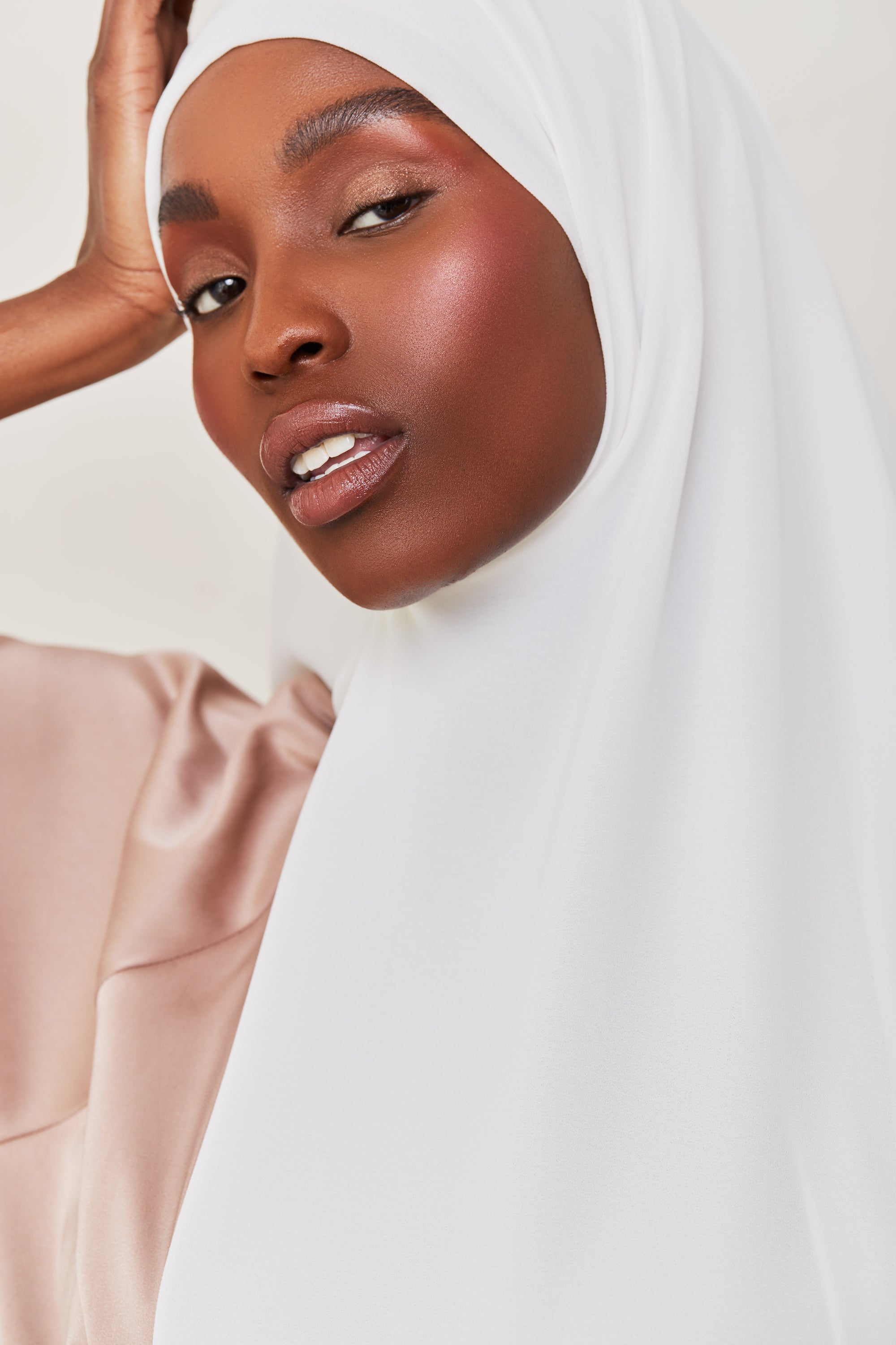 Essential Chiffon Hijab - White epschoolboard 