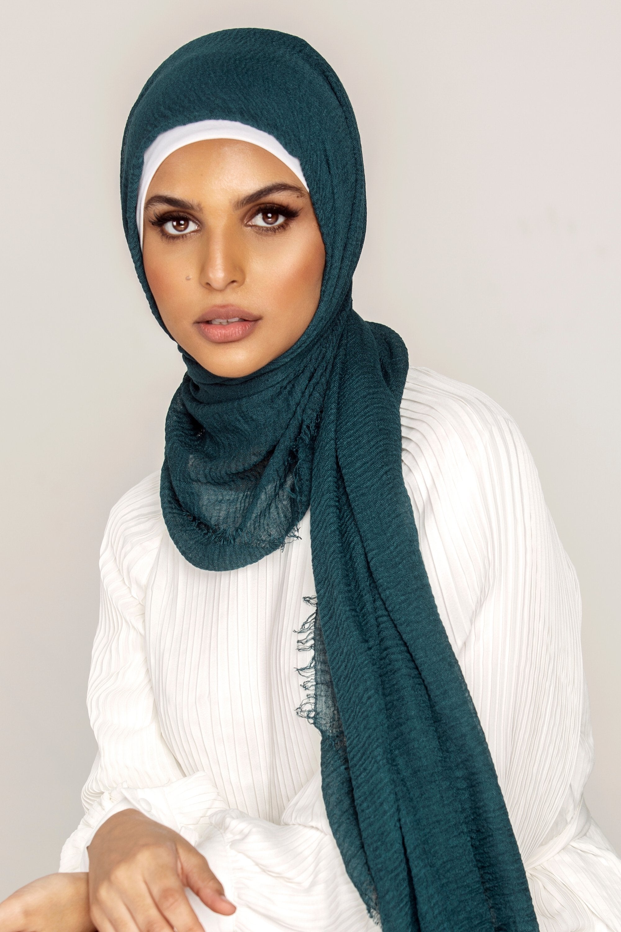 Everyday Crinkle Hijab - Deep Ocean Veiled Collection