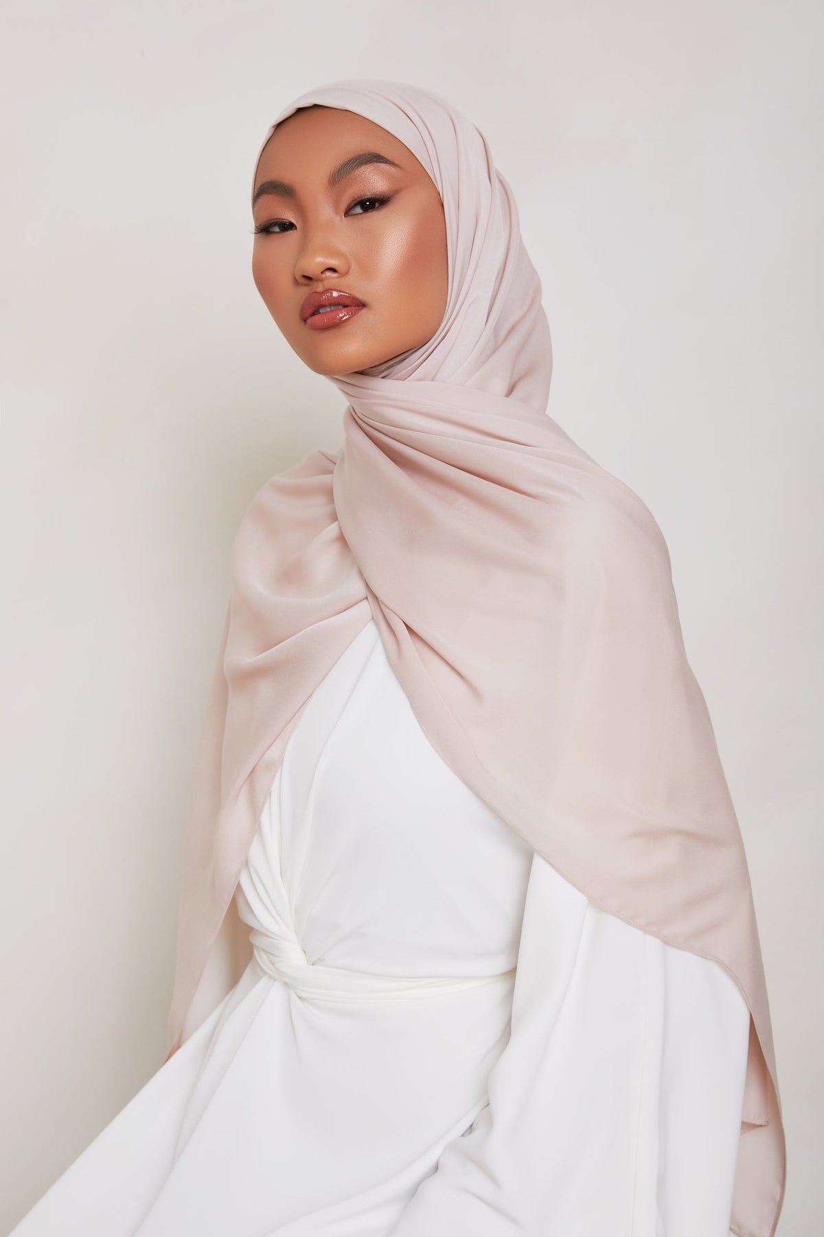 MATTE Satin Hijab - Light Mink epschoolboard 