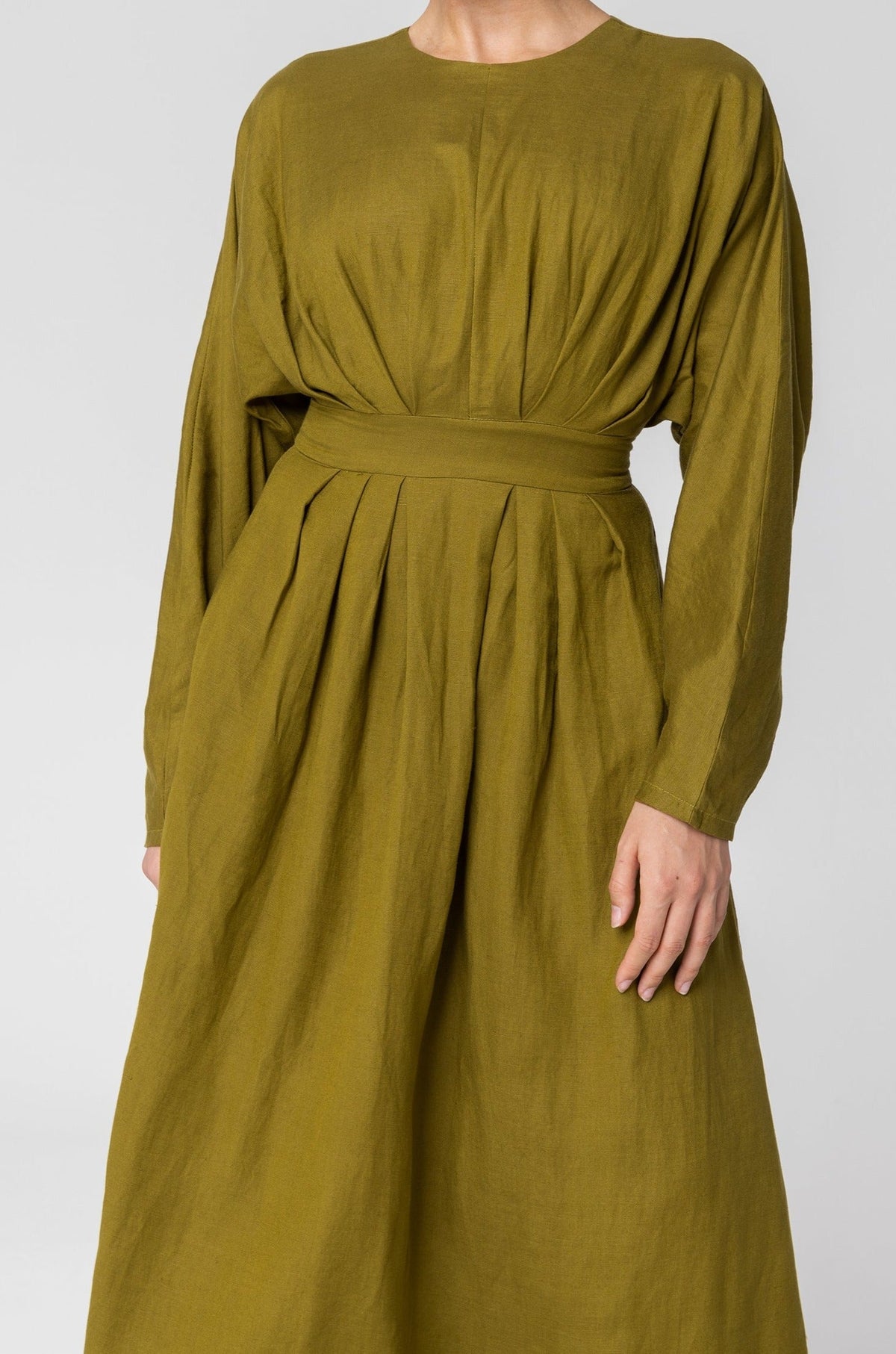 Nasira Linen Pleat Waist Maxi Dress - Avocado (Green Moss) saigonodysseyhotel 