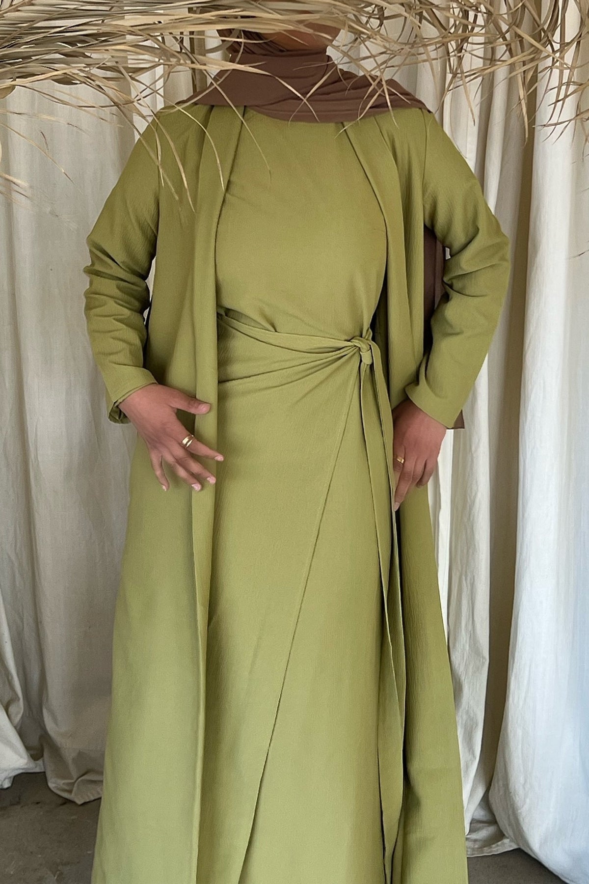 Noora Textured Three Piece Abaya Set - Cypress Green Clothing saigonodysseyhotel 