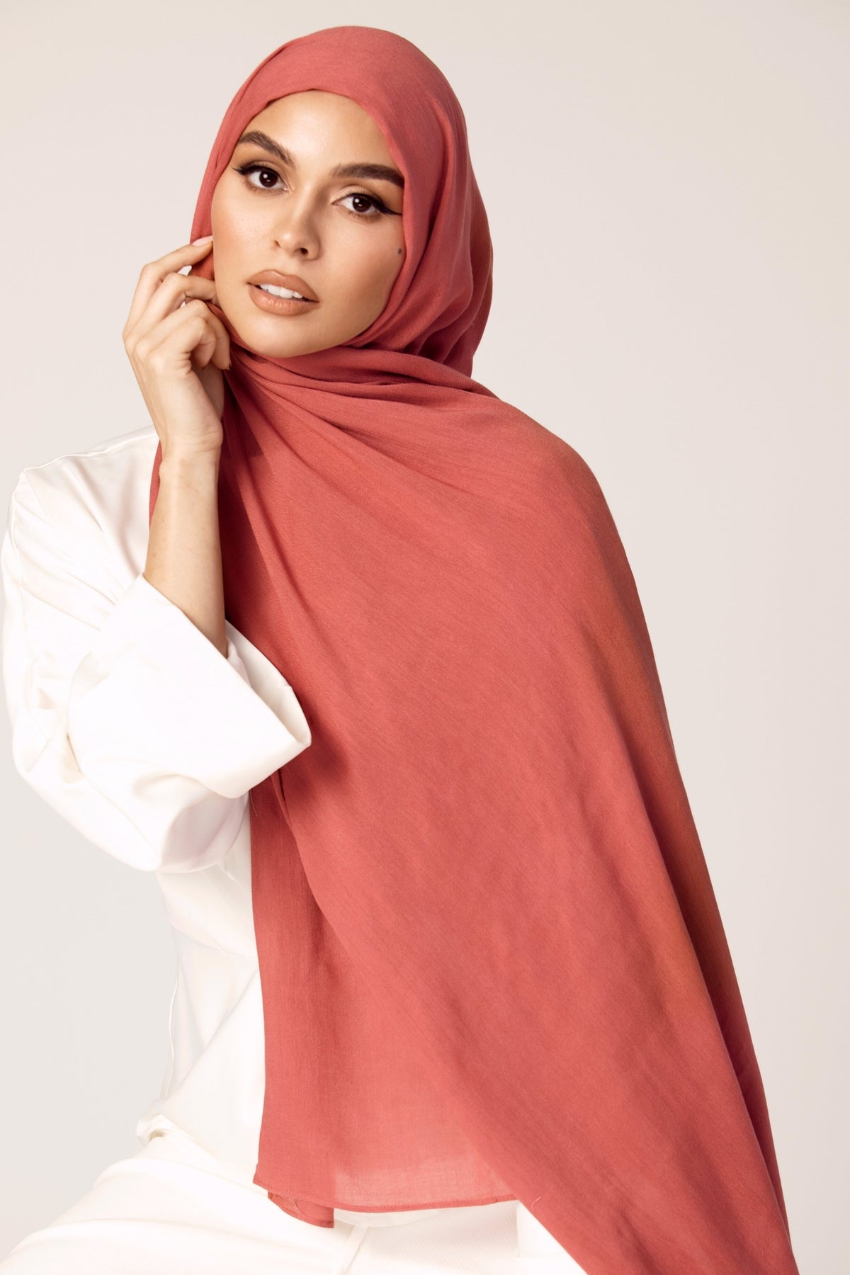 Premium Modal Hijab - Dusty Cedar saigonodysseyhotel 