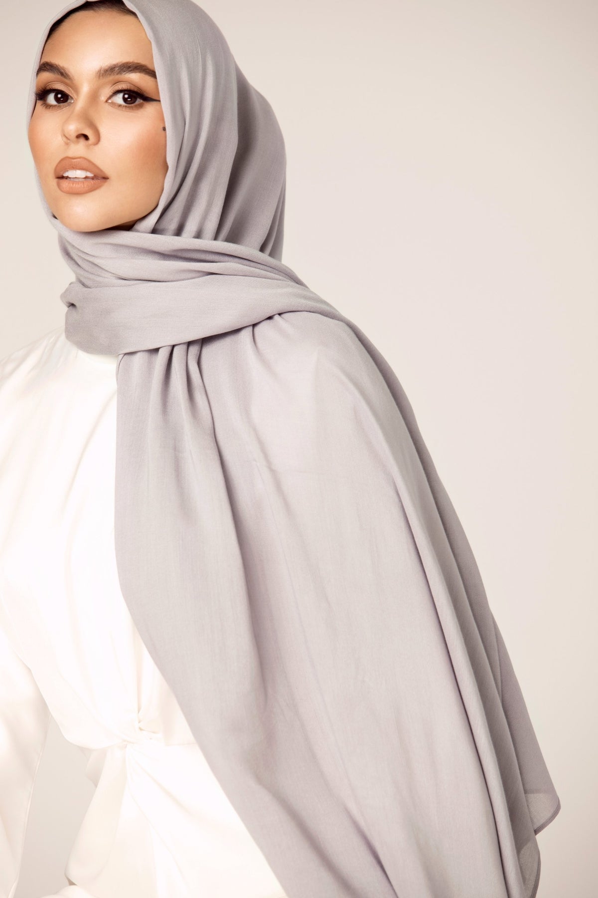 Premium Modal Hijab - Warm Grey epschoolboard 