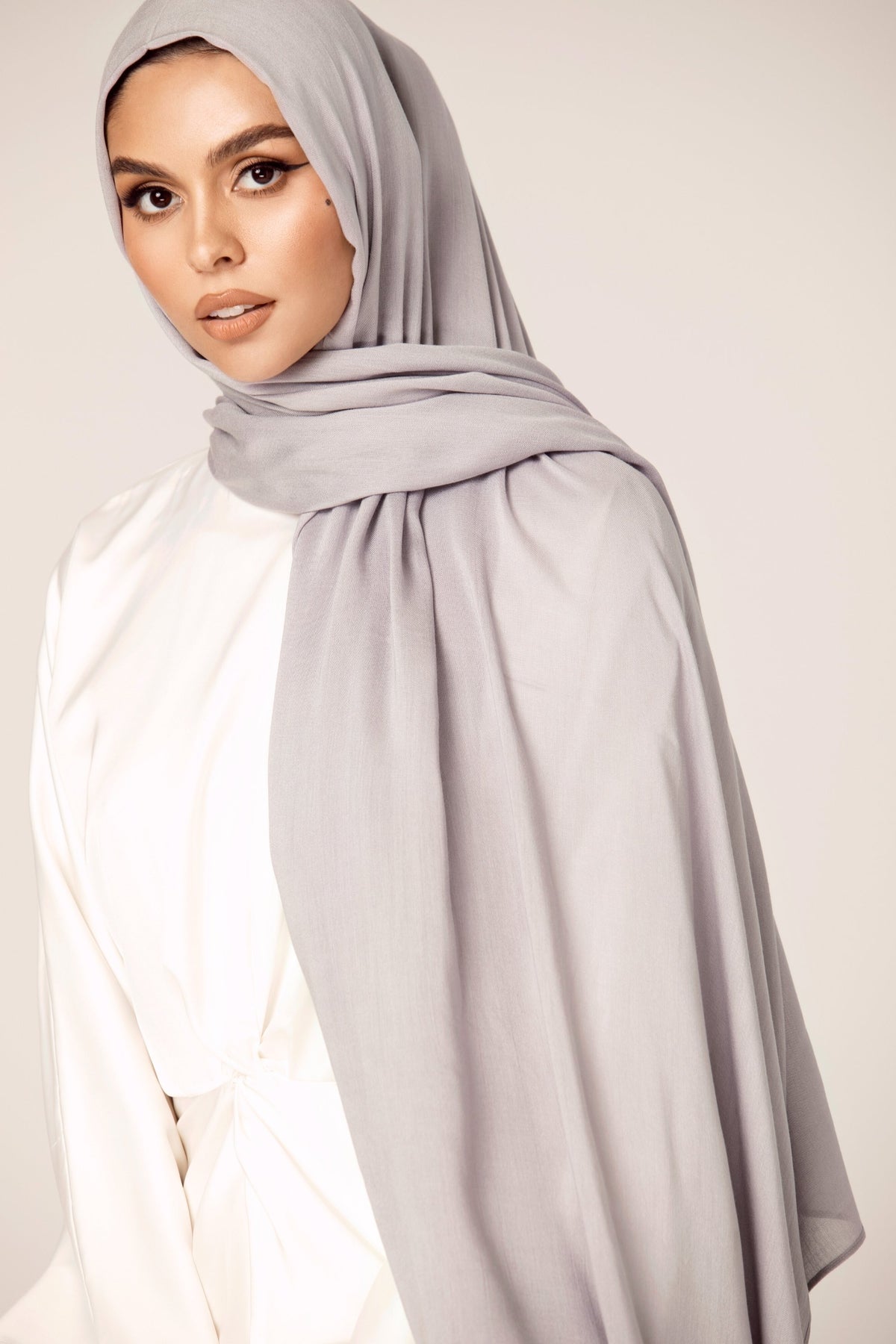Premium Modal Hijab - Warm Grey epschoolboard 
