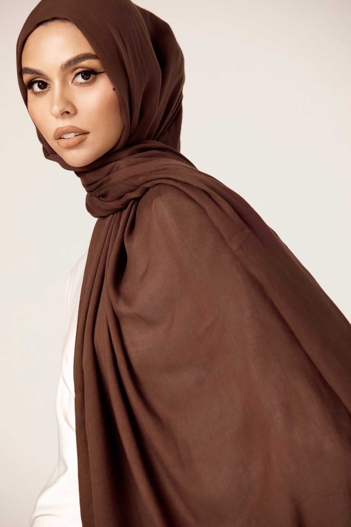 Premium Woven ECOVERO™ Hijab - Coffee saigonodysseyhotel 