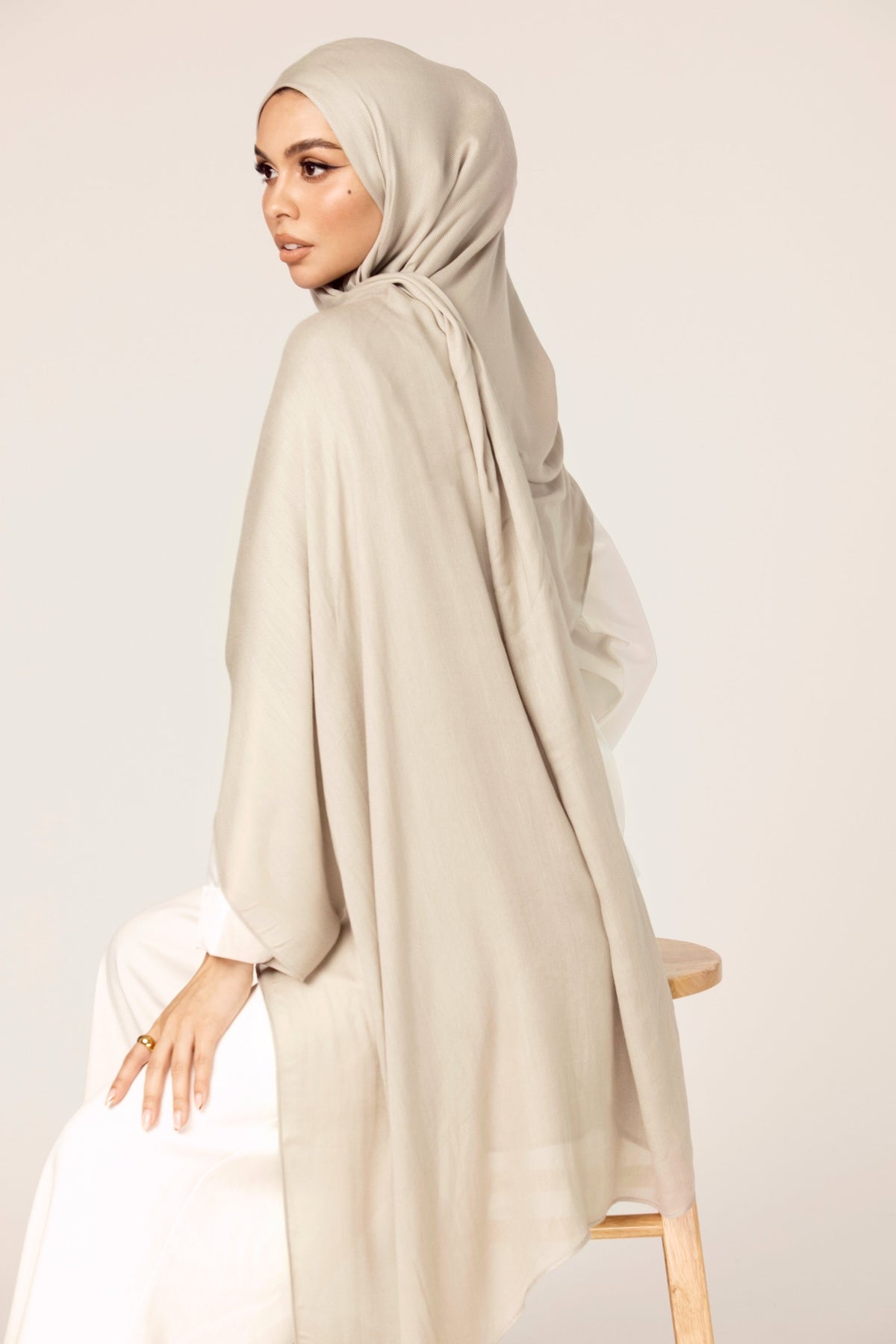Premium Woven ECOVERO™ Hijab - Fossil saigonodysseyhotel 
