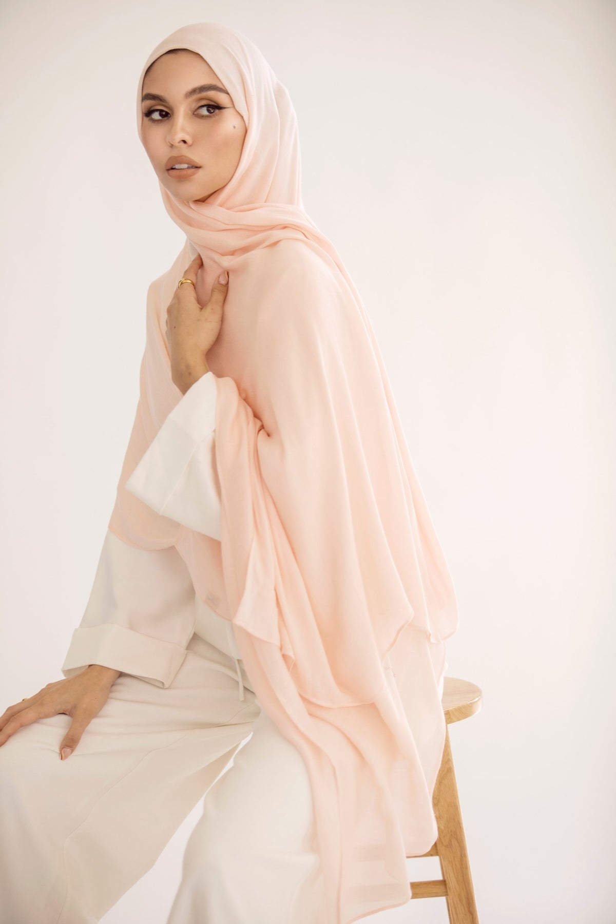 Premium Woven ECOVERO™ Hijab - Pink Blush saigonodysseyhotel 