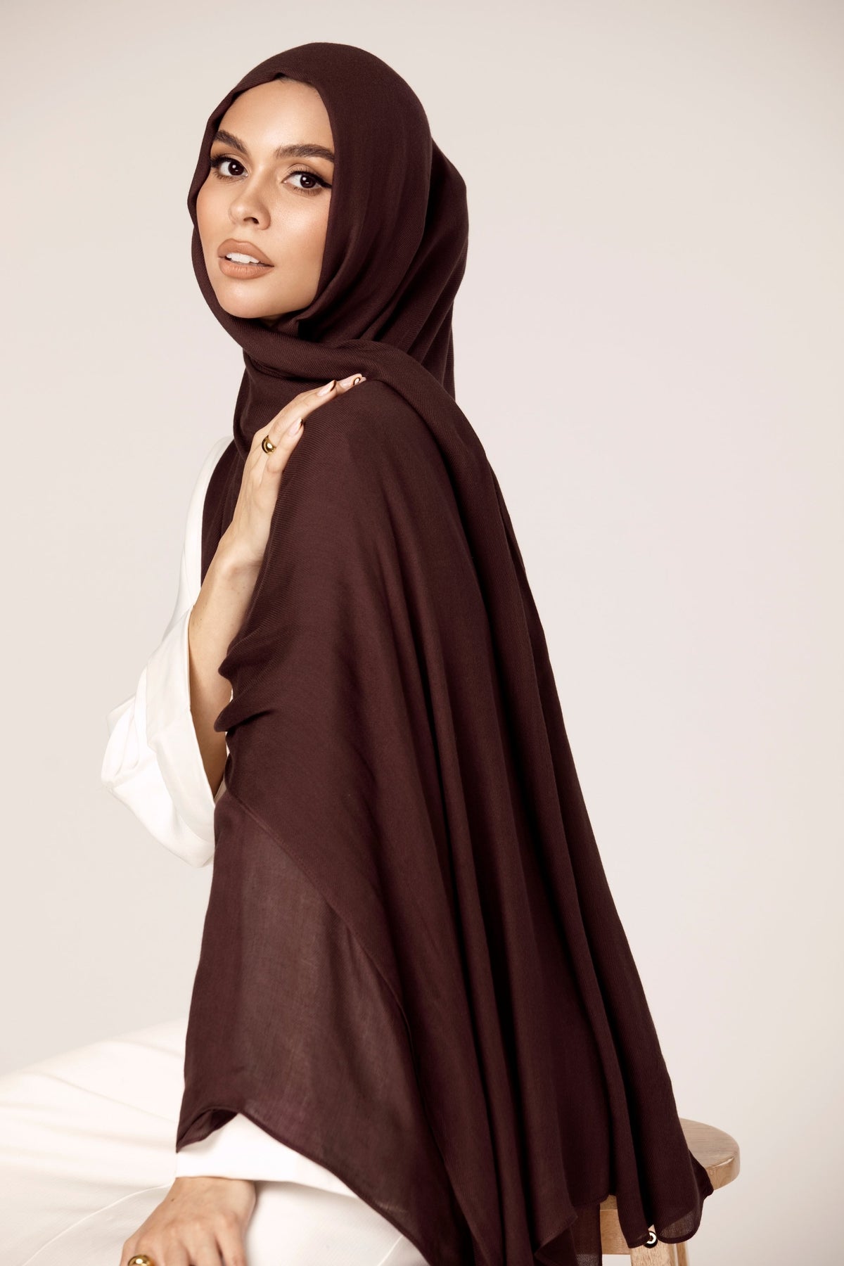 Premium Woven ECOVERO™ Hijab - Rum Raisin epschoolboard 