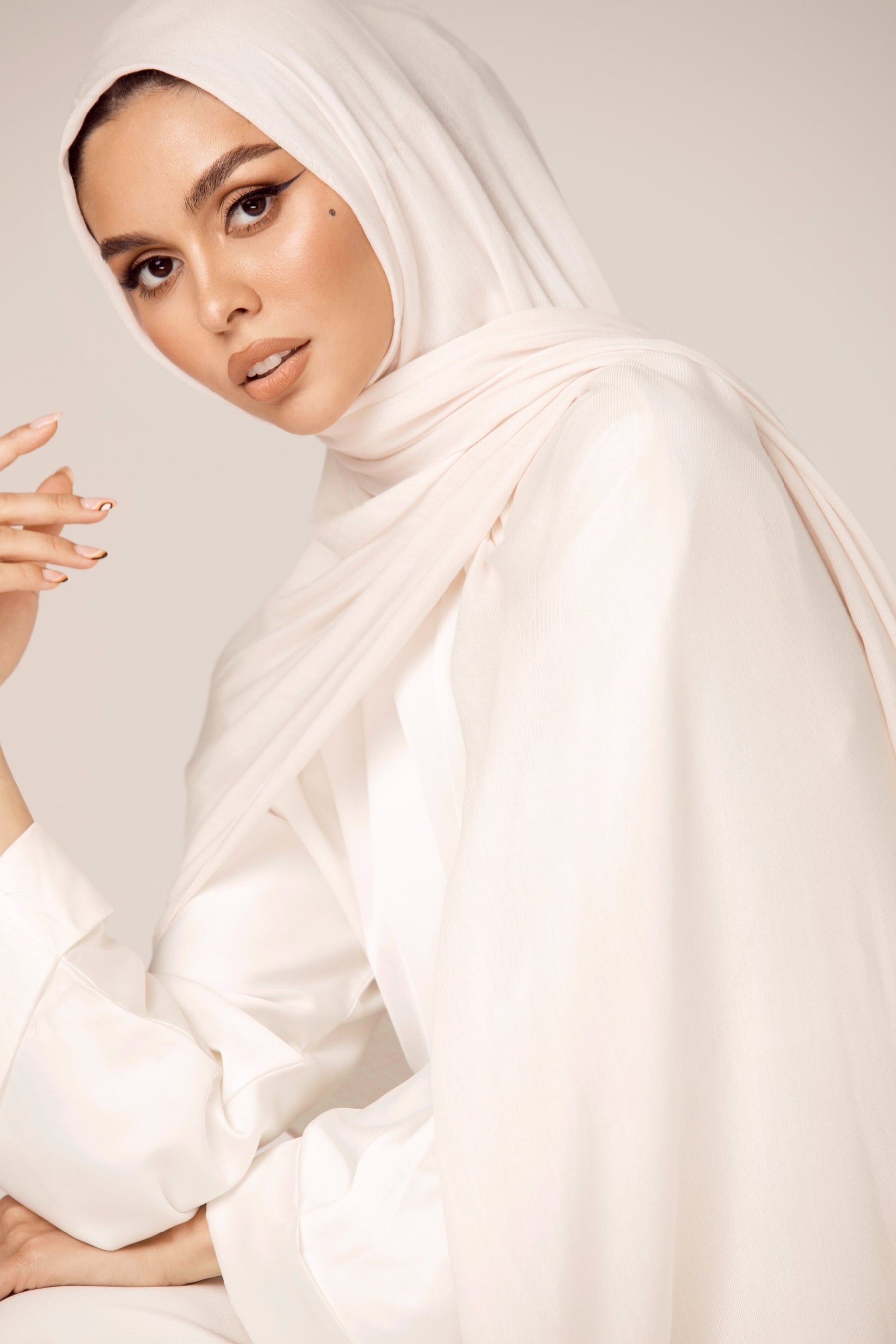 Premium Woven ECOVERO™ Hijab - White Sand epschoolboard 