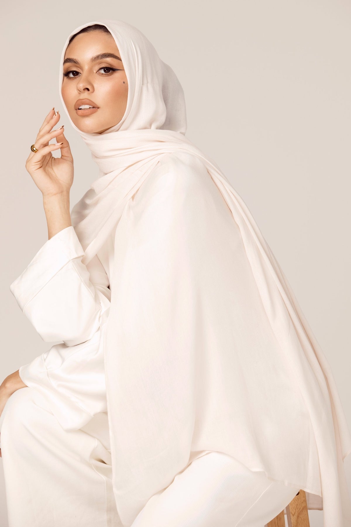 Premium Woven ECOVERO™ Hijab - White Sand saigonodysseyhotel 